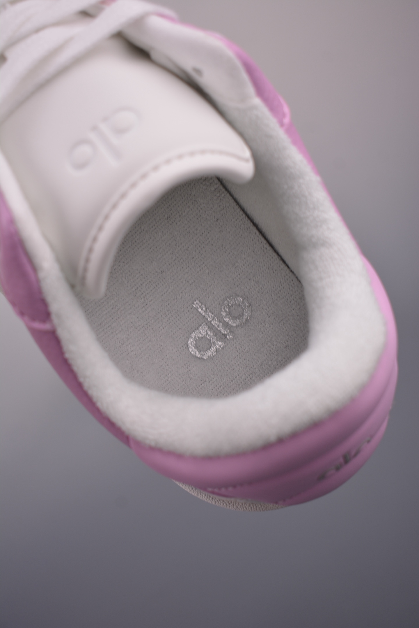 Alo Yoga Recovery Mode LABUBU Collab Low-Top Sneakers - Pink/White, Comfortable 9 i1755642425198 4330 0 8
