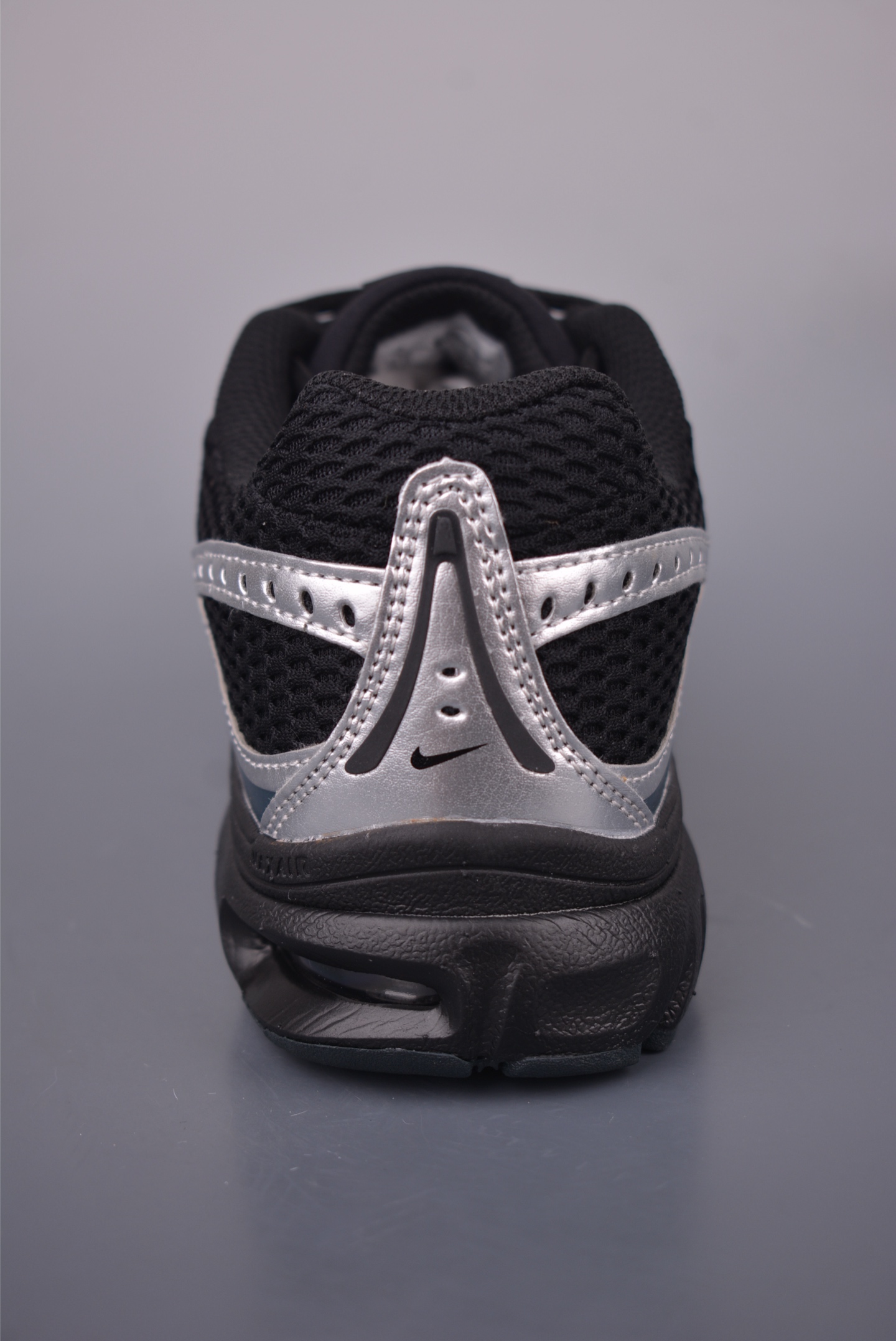 Nike Air Max Moto 2K Running Shoes - Comfortable and Versatile - HQ2056 4 i1755642460159 5094 0 3
