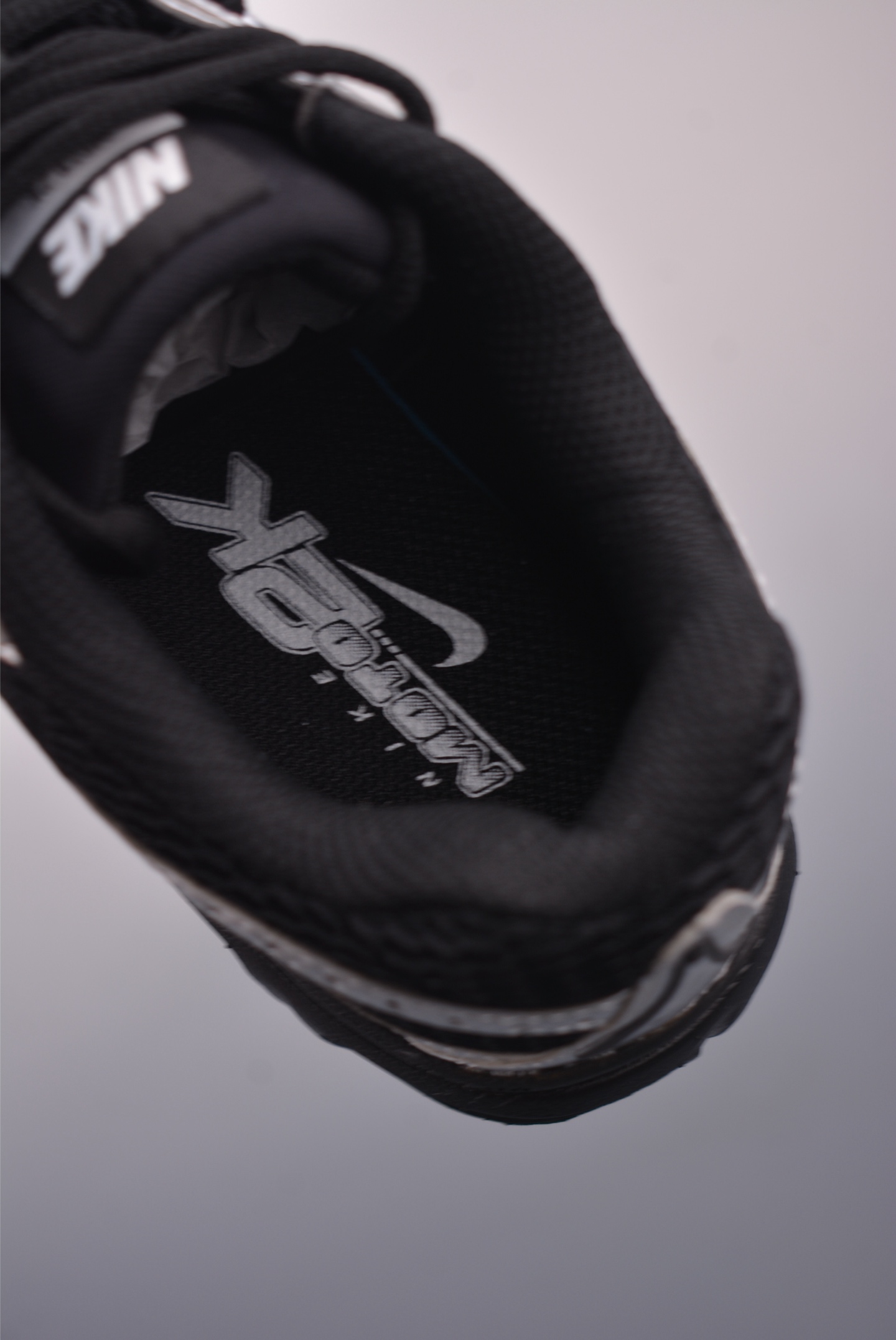 Nike Air Max Moto 2K Running Shoes - Comfortable and Versatile - HQ2056 9 i1755642461867 9095 0 8