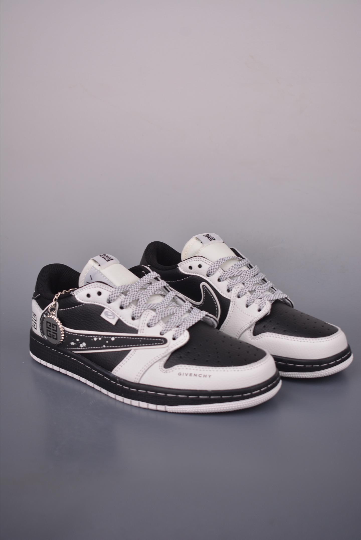 Fragment x Travis Scott x Givenchy Air Jordan 1 Low - Black Toe Design 2 i1755642571404 1736 0 0