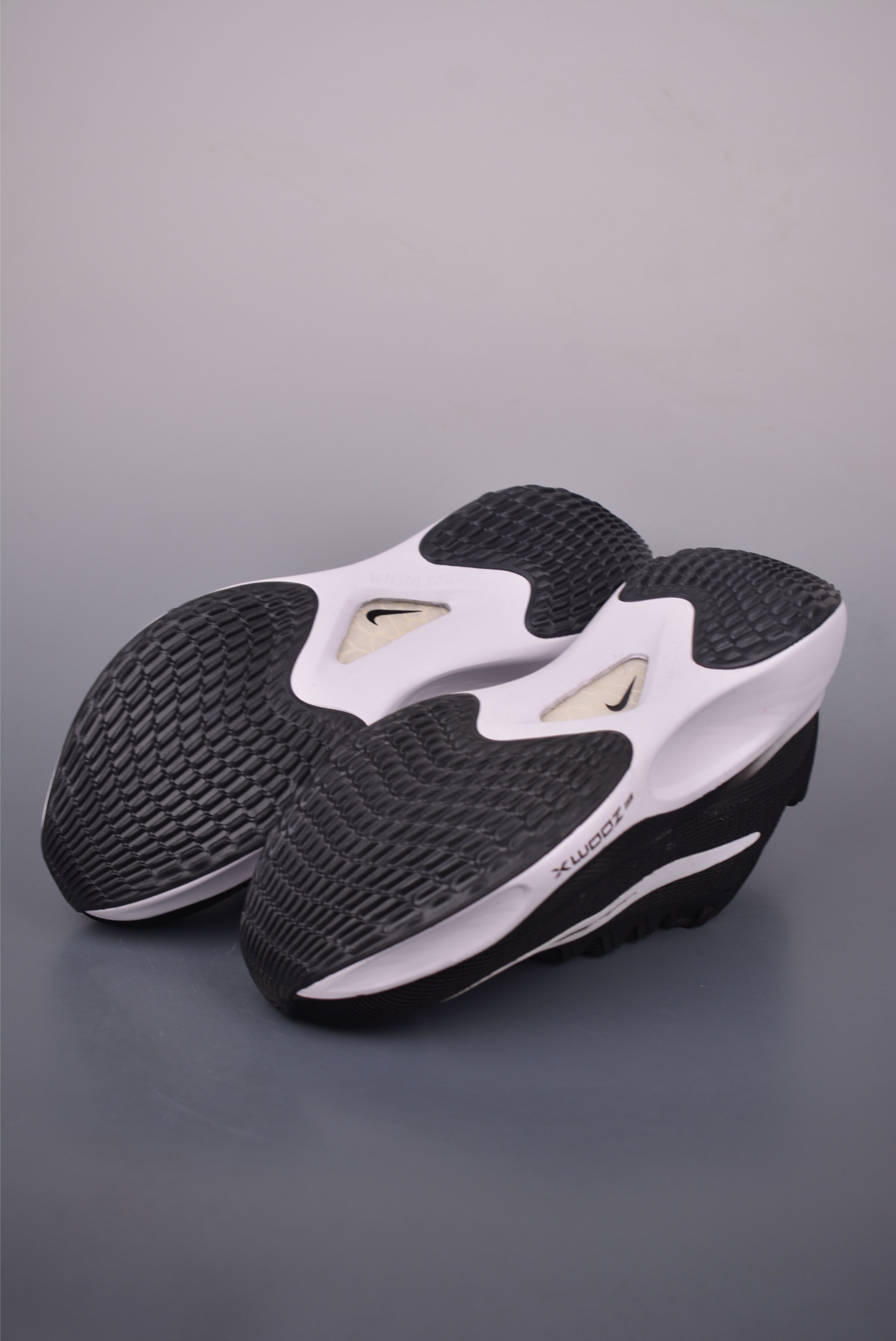 Nike Zoom Fly 5 Black/White Lightweight Running Shoes - React Foam Cushioning 3 i1755642791945 3109 0 2