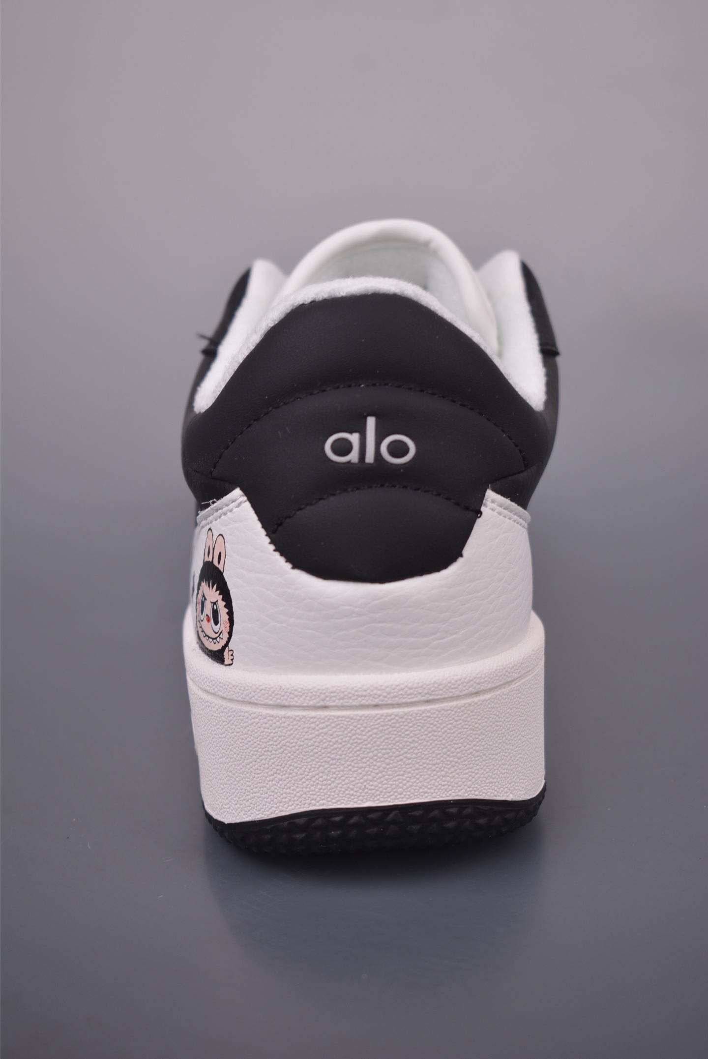Alo Yoga Recovery Mode LABUBU Sneakers - Comfortable, Stylish, and Durable 5 i1755727724470 3853 0 3