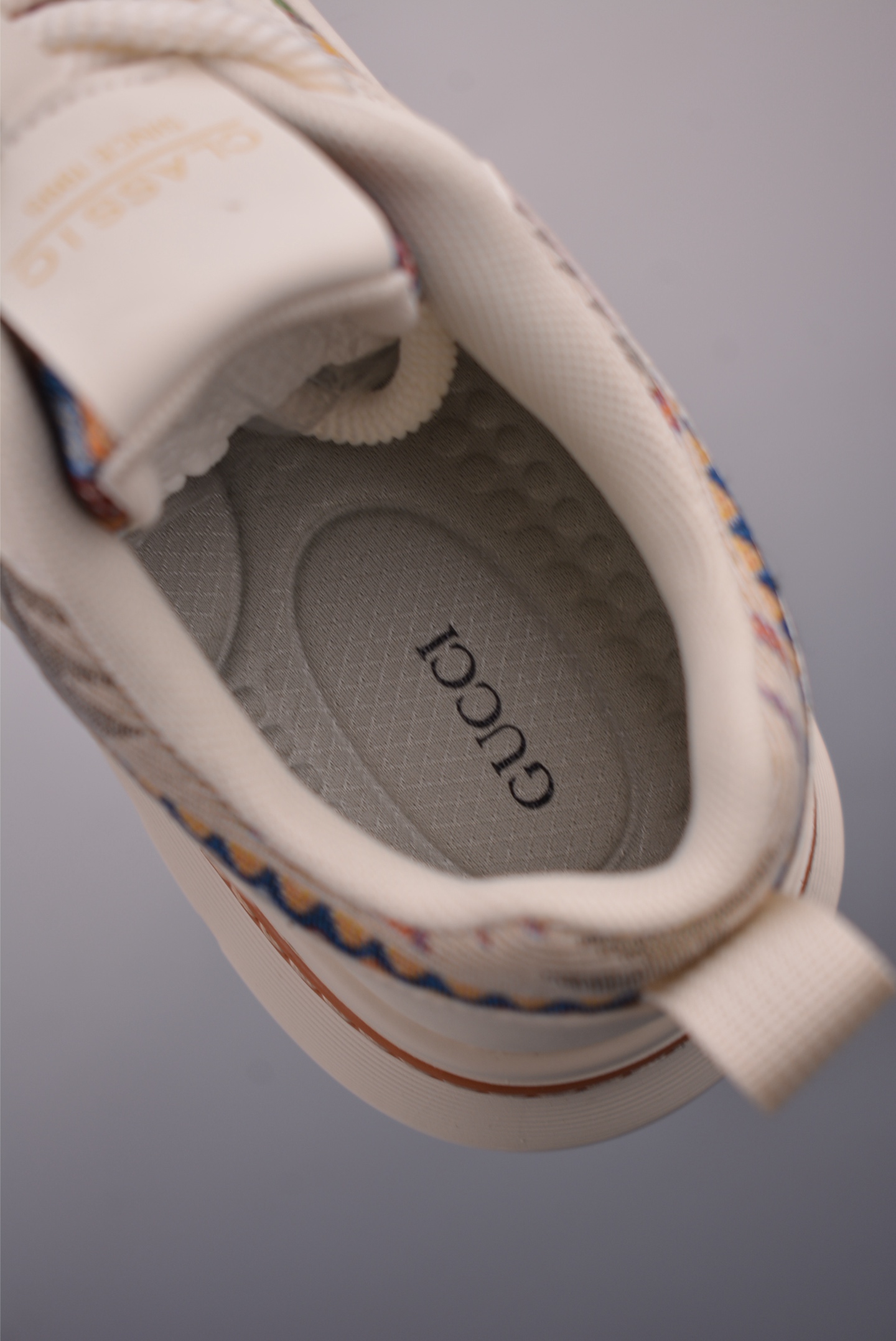 Gucci Men's Geometric Pattern Leather Sneakers - Stylish & Comfortable 9 i1755727936265 3504 0 8