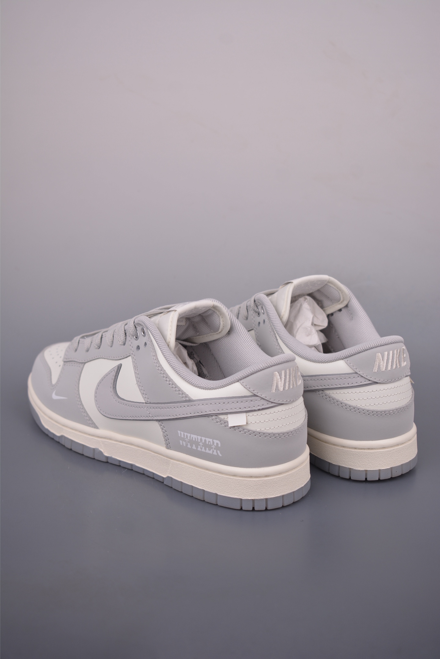 Nike SB Dunk Low "Just Do It" Premium Leather Sneakers - Gray/White 2 i1755728278057 9240 0 1
