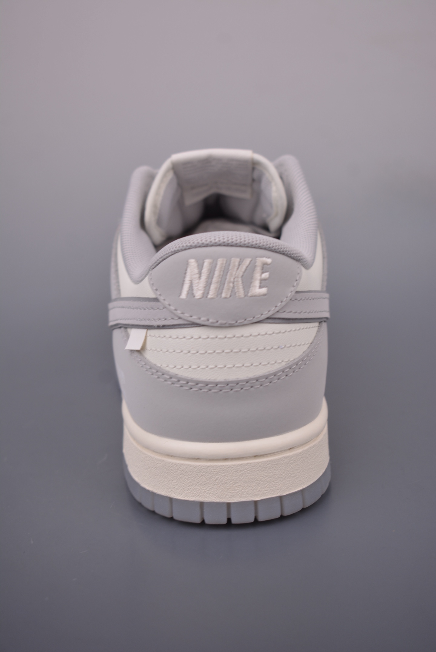 Nike SB Dunk Low "Just Do It" Premium Leather Sneakers - Gray/White 4 i1755728278077 3841 0 3