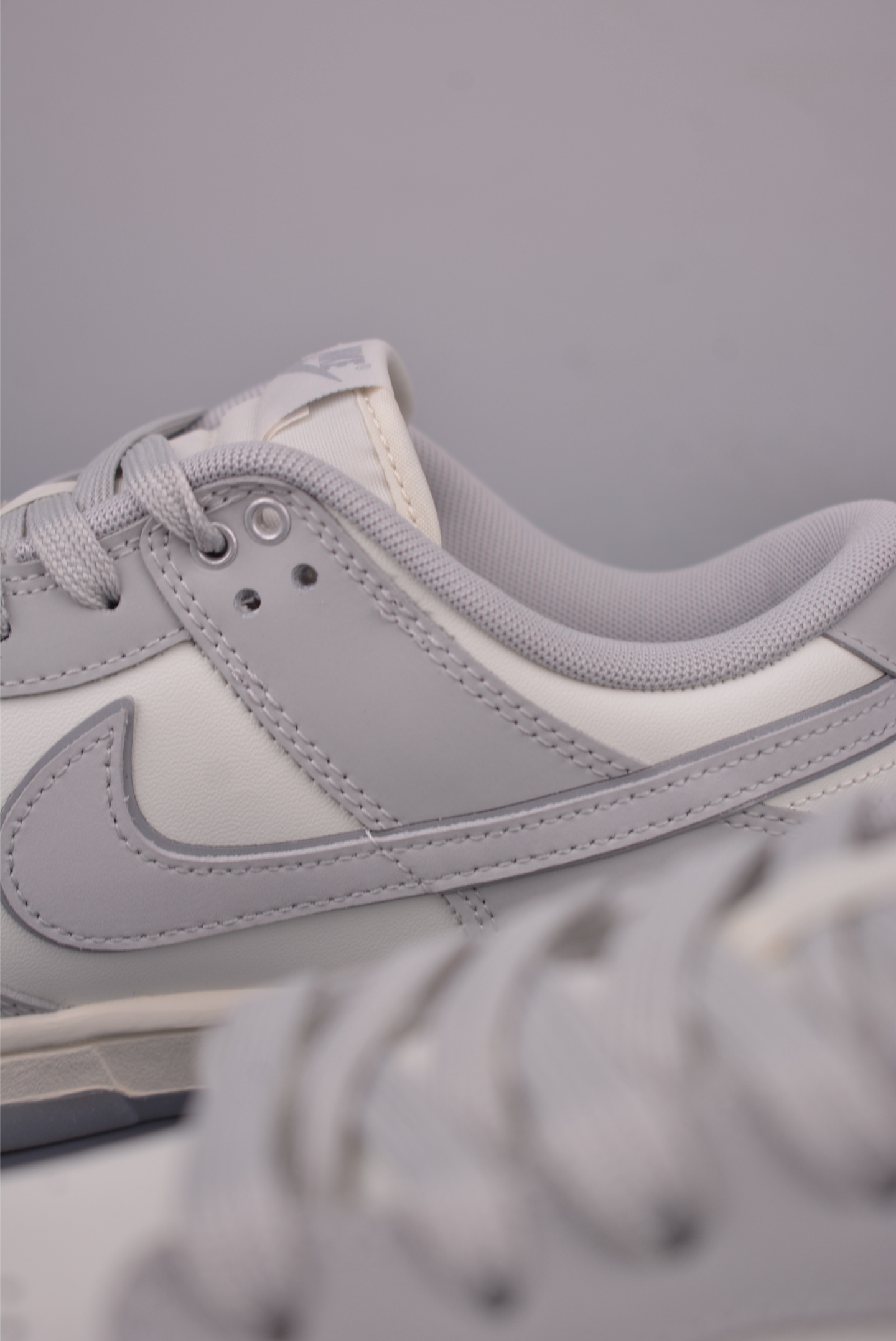 Nike SB Dunk Low "Just Do It" Premium Leather Sneakers - Gray/White 8 i1755728279759 8687 0 7
