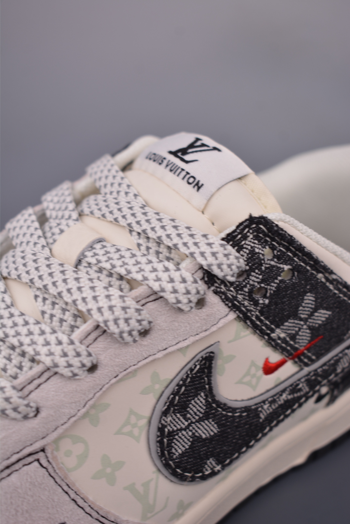 Nike SB Dunk Low Louis Vuitton Custom Sneakers - Premium Quality 8 i1755728396538 6706 0 6