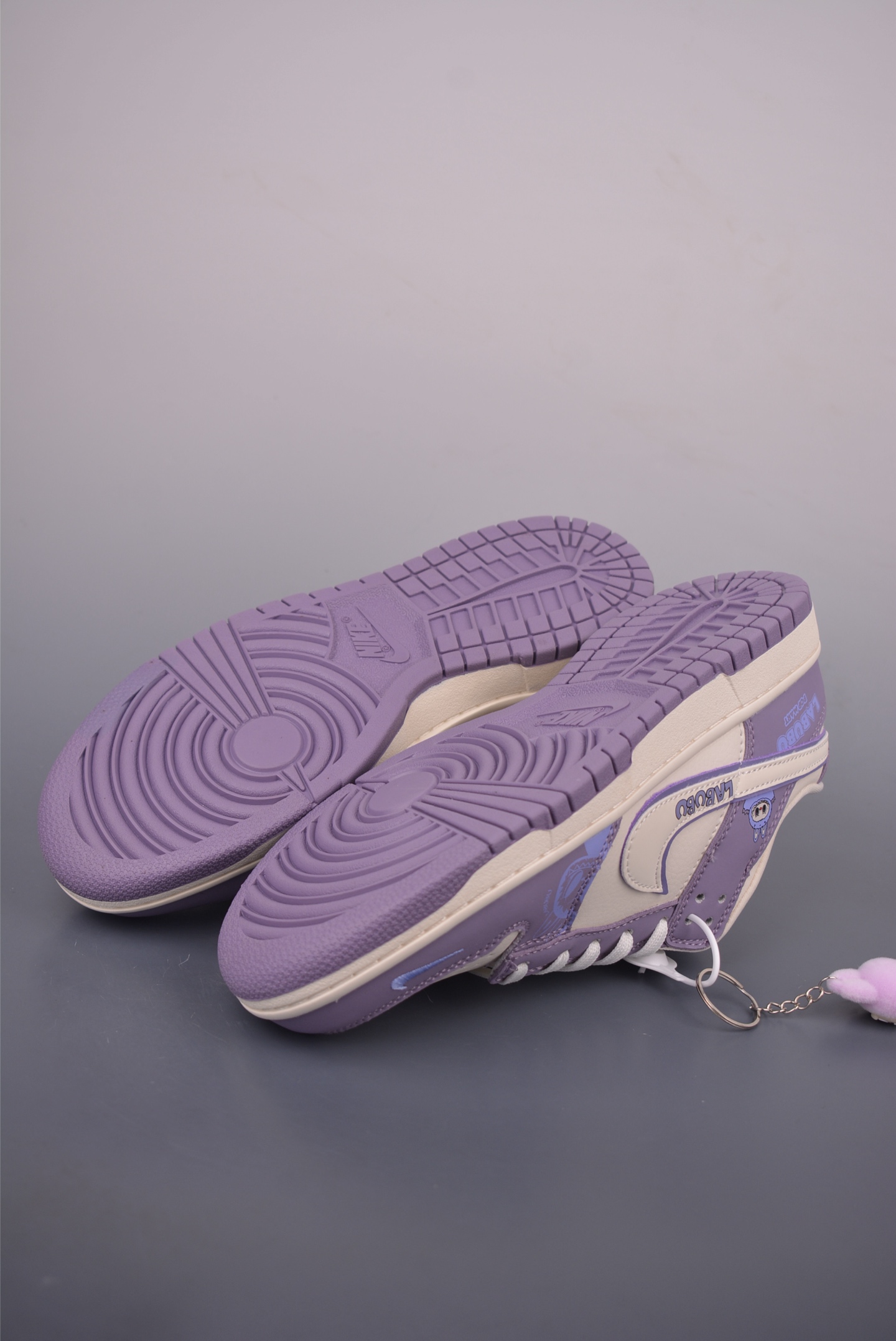 Nike SB Dunk Low Labubu Collaboration - Premium Quality, Unique Design 3 i1755728435419 2074 0 2