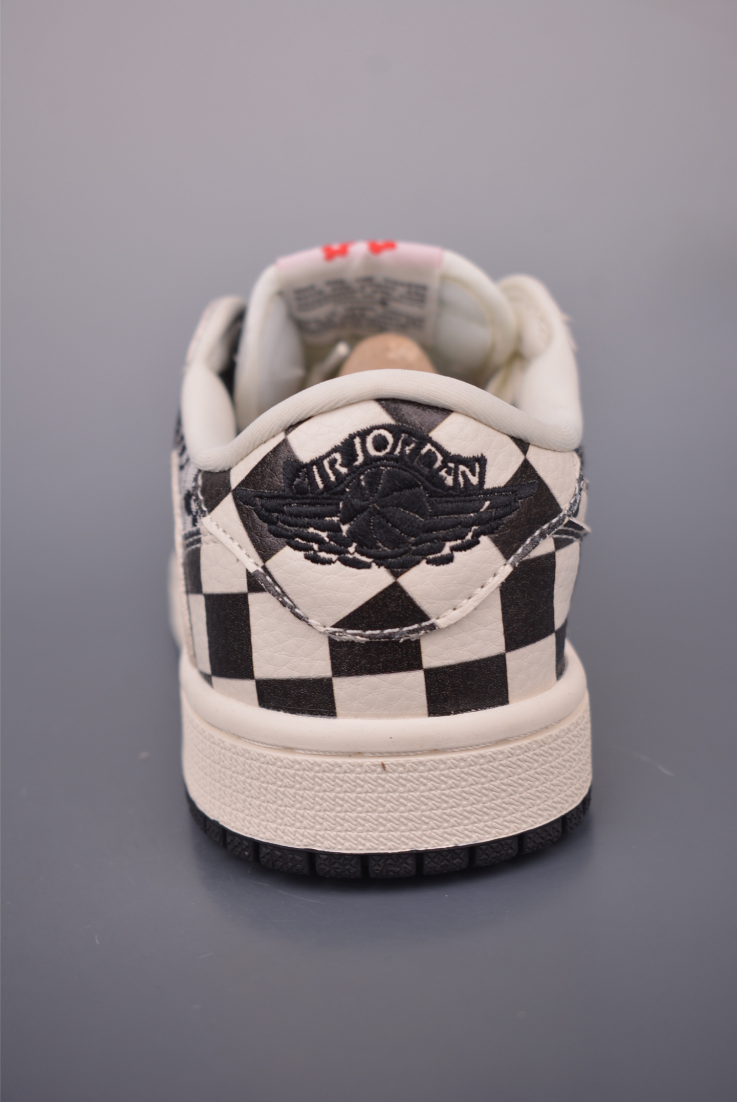 Fragment x Travis Scott x Louis Vuitton Air Jordan 1 Low Sneakers 5 i1755813702908 5291 0 3