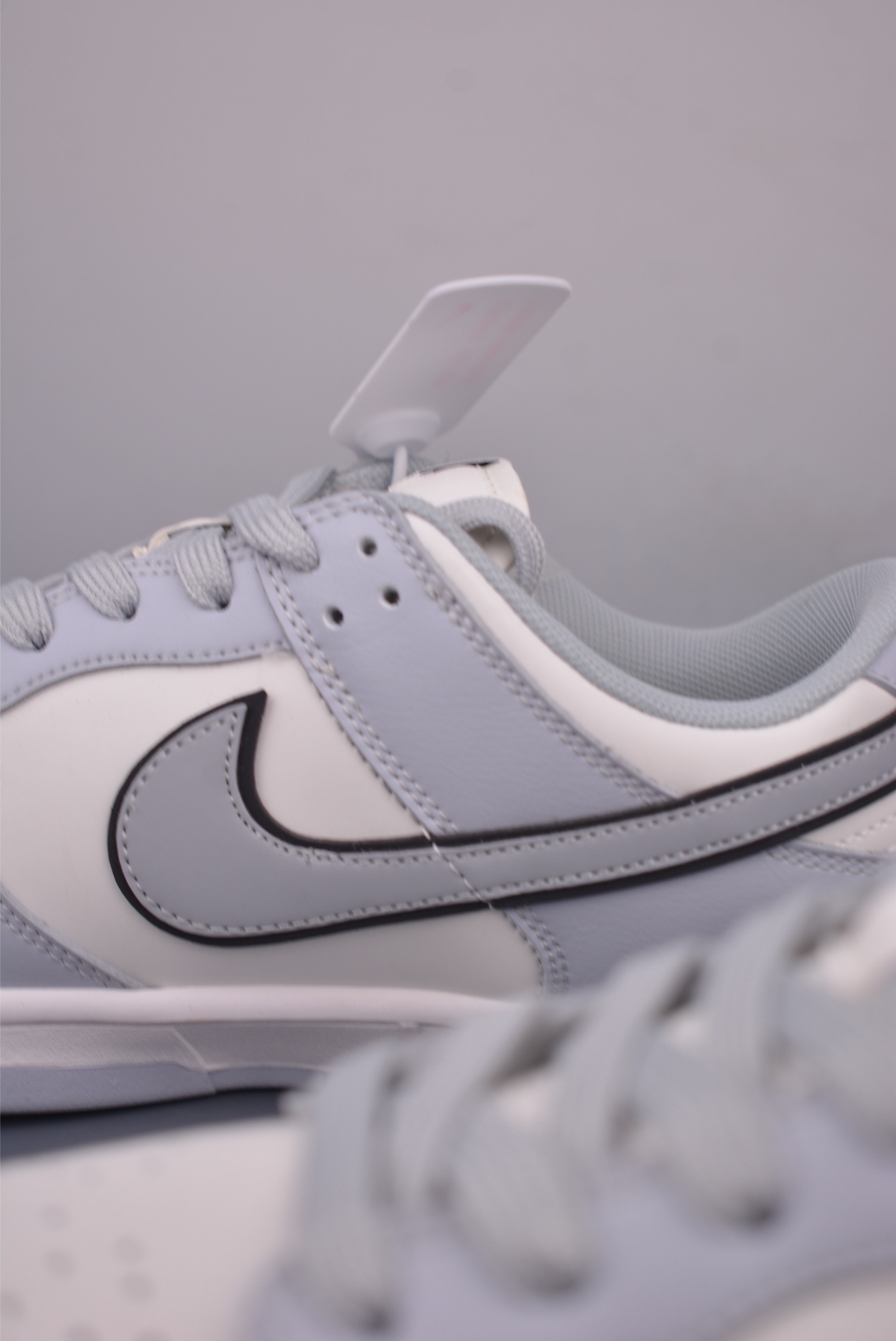 Nike SB Dunk Low The North Face Edition Premium Sneakers 9 i1755813755524 5405 0 7