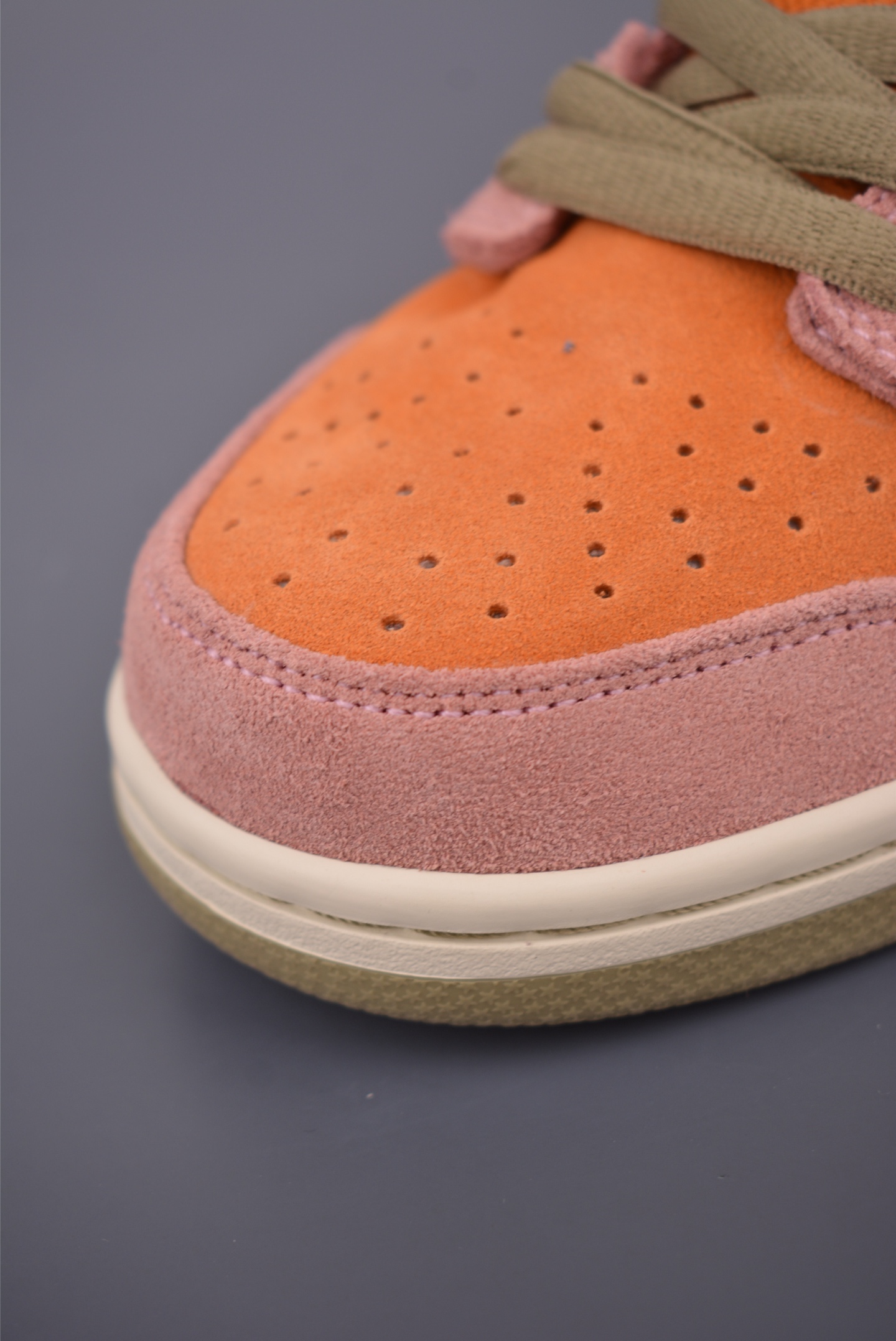 Nike SB Dunk Low Orange/Pink Suede Sneakers - HJ4135, Comfort Fit 7 i1755813988785 3332 0 5