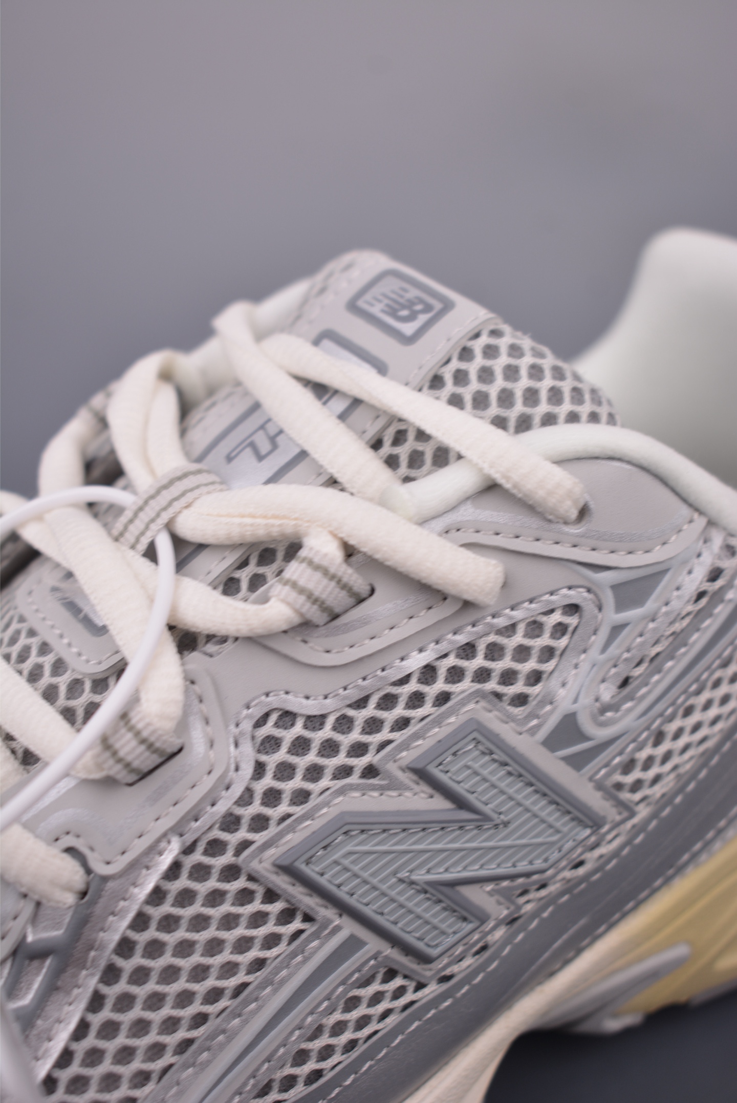 New Balance 740 Retro Running Shoes - Silver, Comfortable & Stylish 8 i1755814073830 8874 0 6