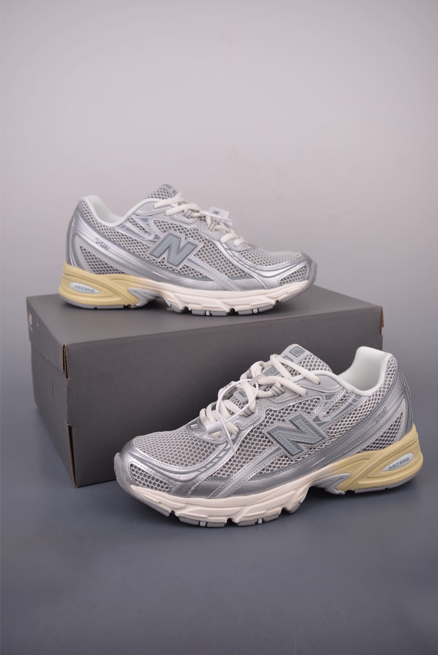 New Balance 740 Retro Running Shoes - Silver, Comfortable & Stylish 6 i1755814073875 3817 0 4