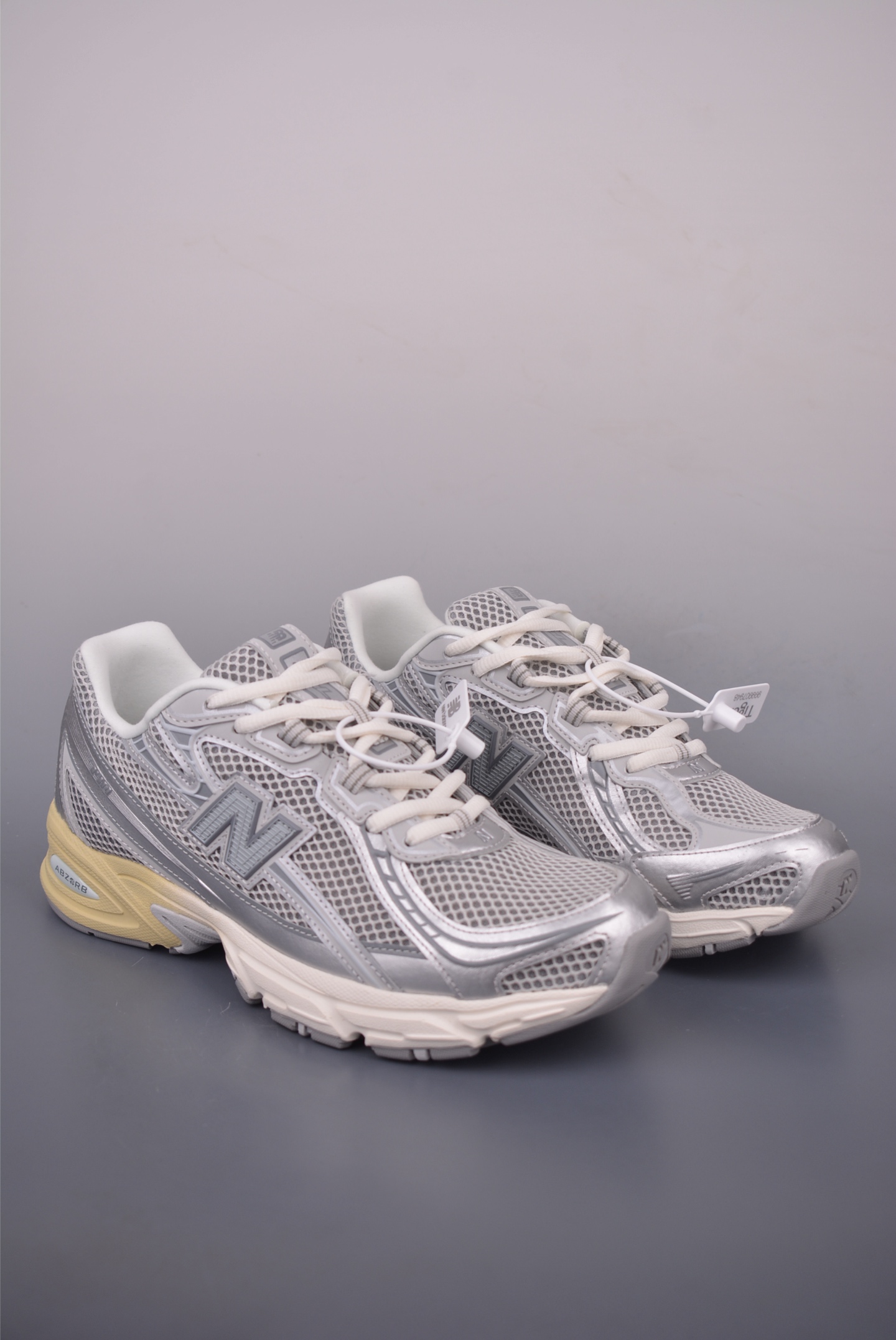 New Balance 740 Retro Running Shoes - Silver, Comfortable & Stylish 2 i1755814073891 7731 0 0