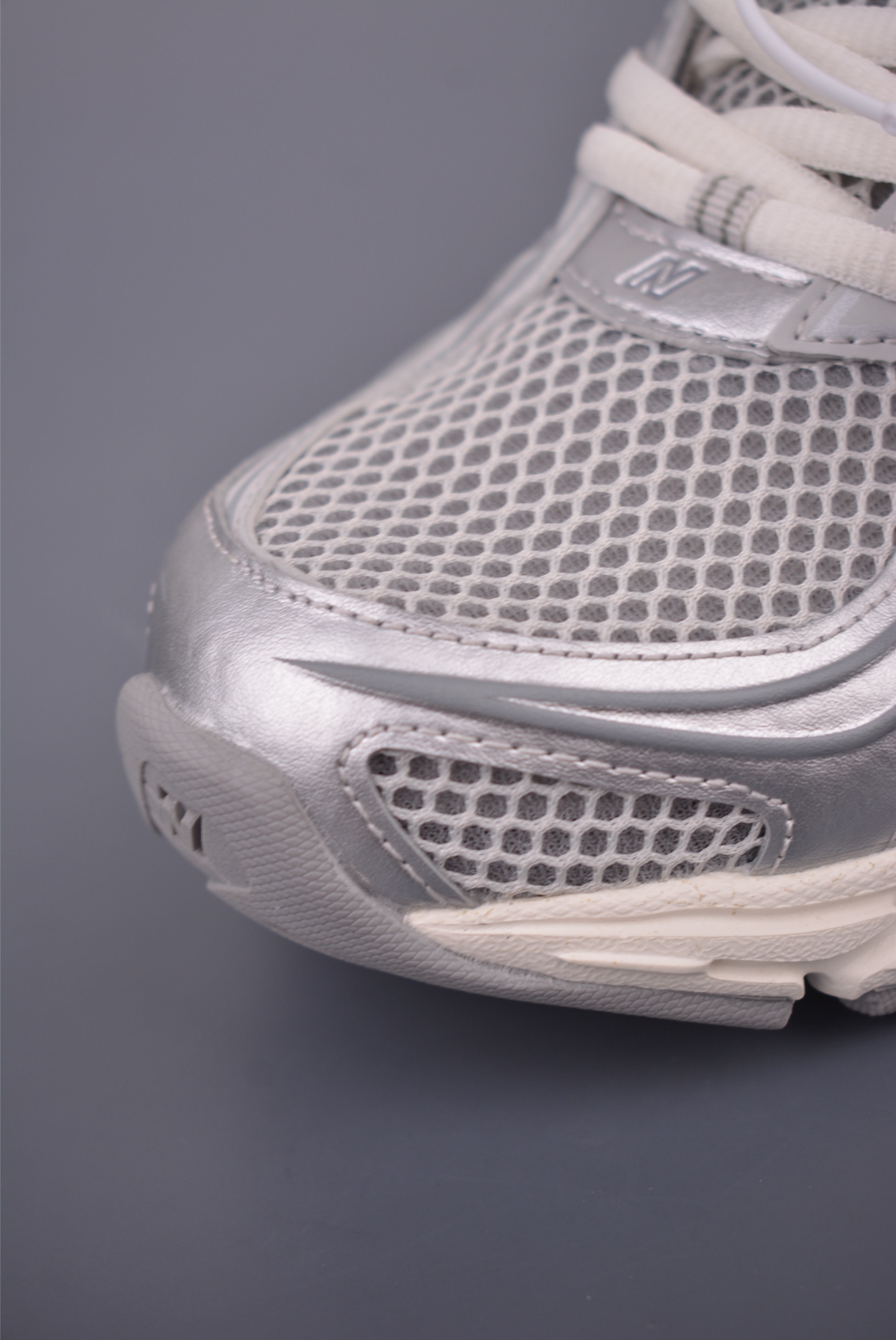 New Balance 740 Retro Running Shoes - Silver, Comfortable & Stylish 7 i1755814075661 899 0 5