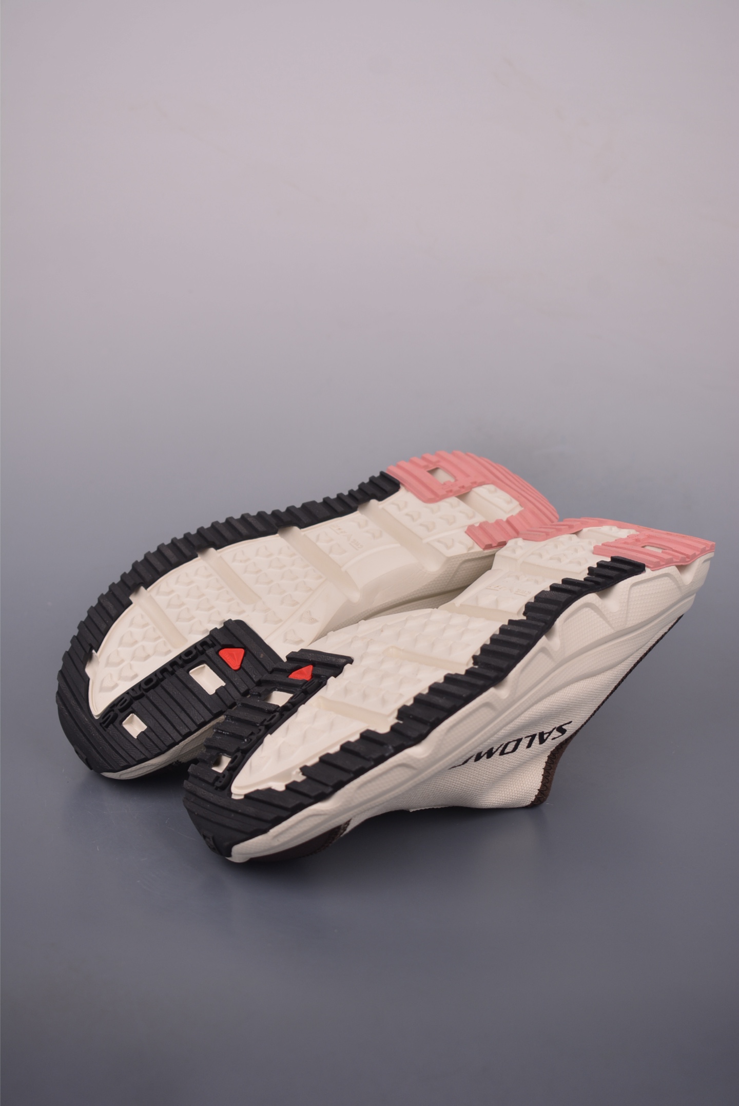 Salomon RX Slide 3.0: Comfortable, Anti-Slip Clogs for Summer - Style 477569 4 i1755814119729 9589 0 2