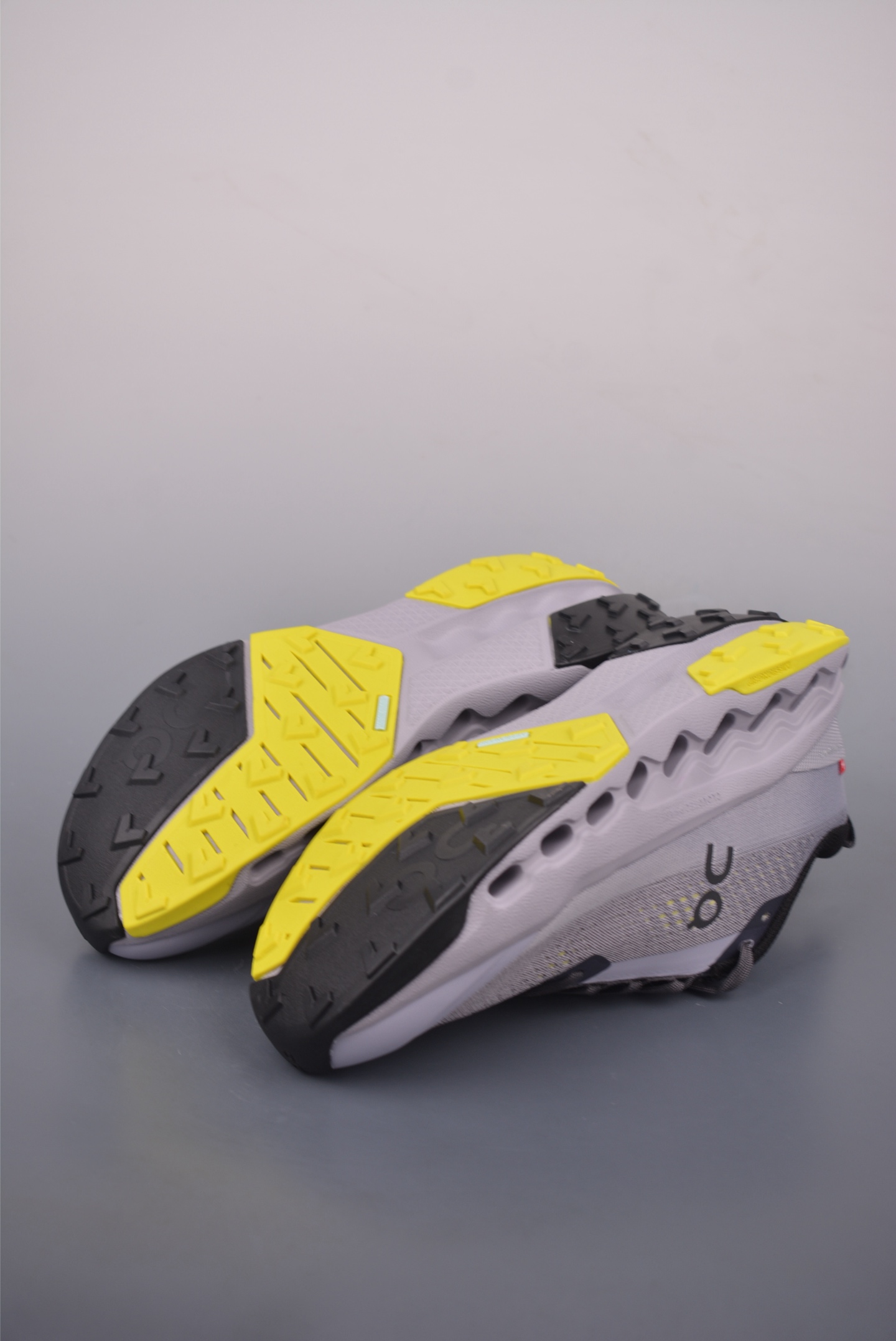 On昂跑 Cloudvista 2 Traol 2 户外街头机能风跑步鞋 3ME30102647