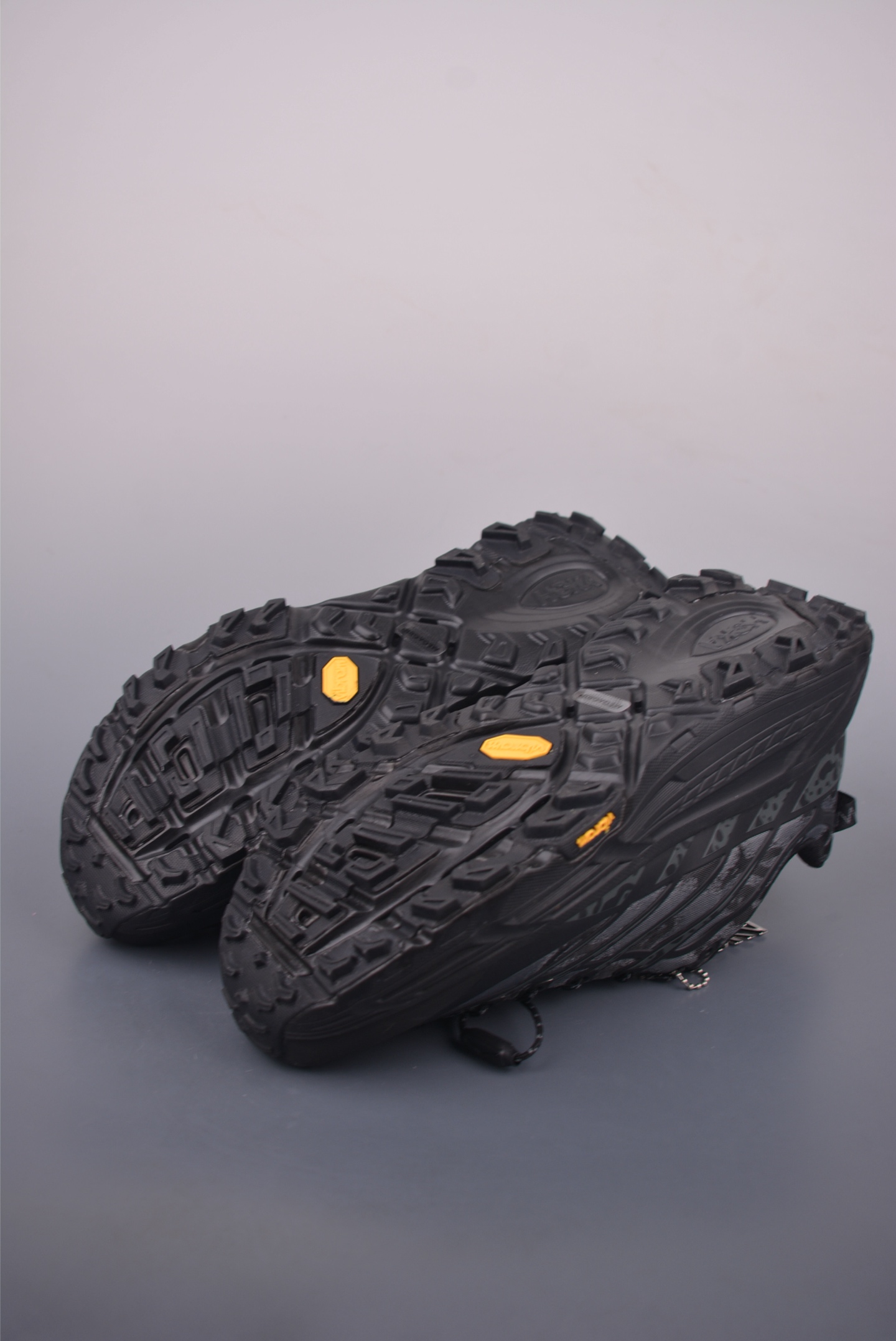 Hoka One One Mafate Three 2 Low-Top Professional Trail Running Shoes 3 i1755900474891 1872 0 2