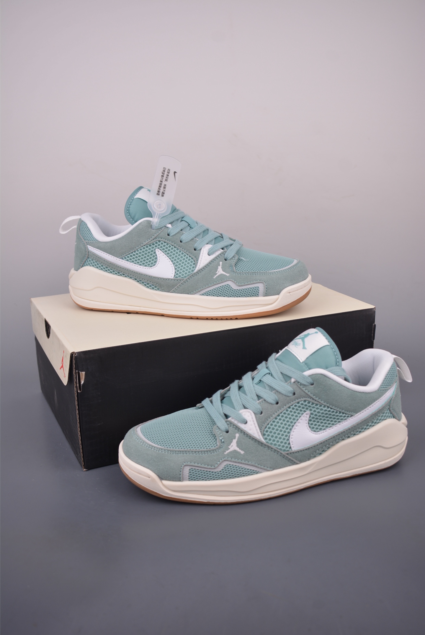 Nike Air Jordan CMFT Era Low Top Sneakers - Breathable Comfort for Every Day 5 i1755900781328 6825 0 4