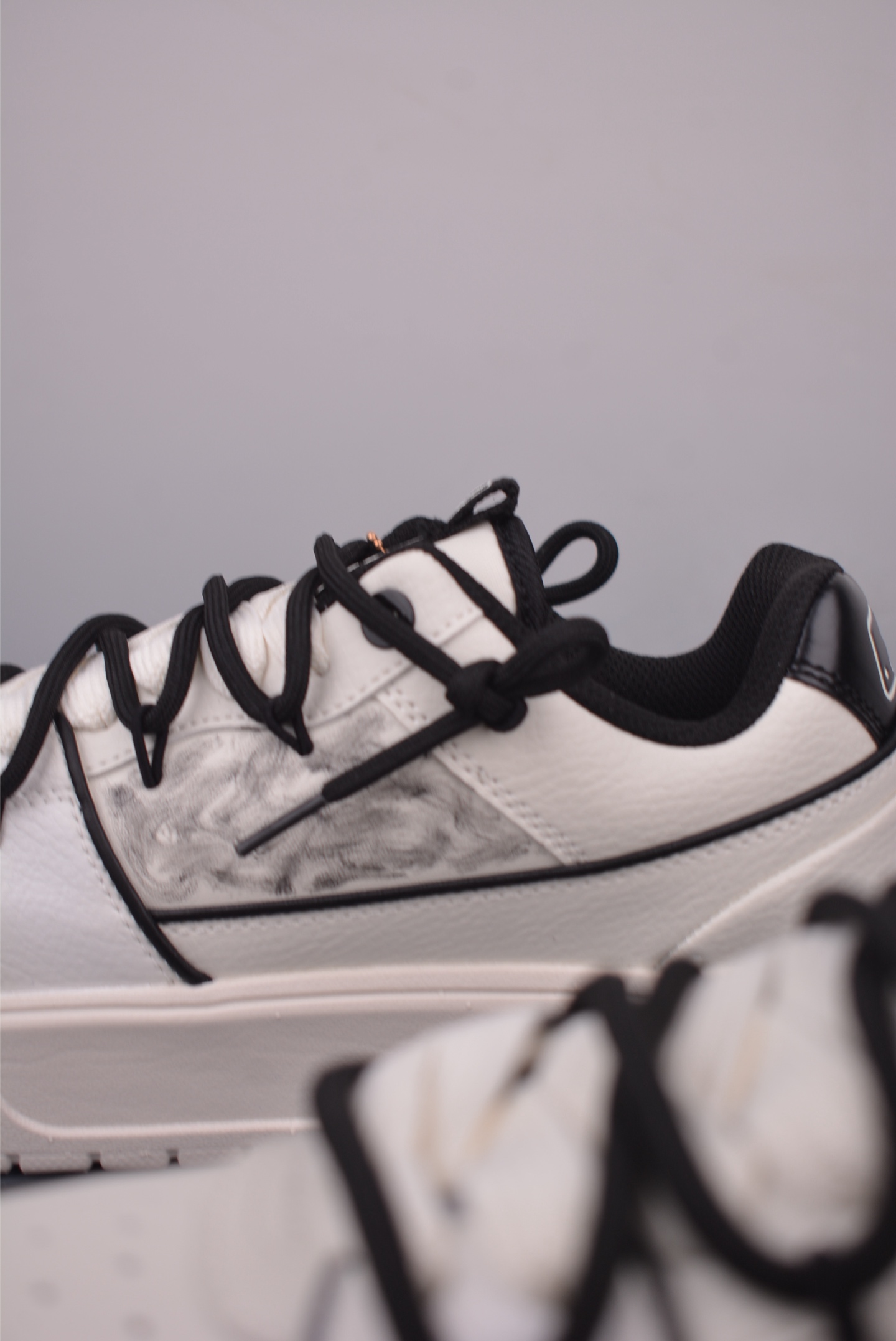 MLB NY Yankees Graffiti Chunky Sneakers Platform Height Increasing Shoes 9 i1755900813874 3015 0 7