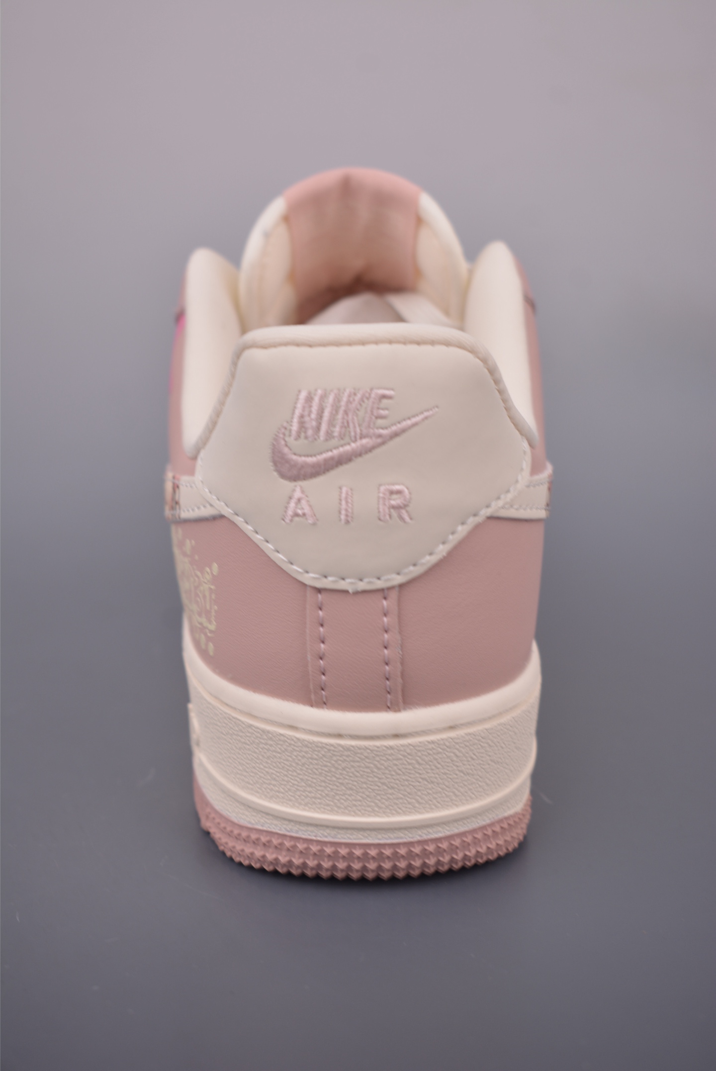 Nike Air Force 1 Low Labubu Collaboration - Premium Comfort & Style 5 i1755900935699 8275 0 3