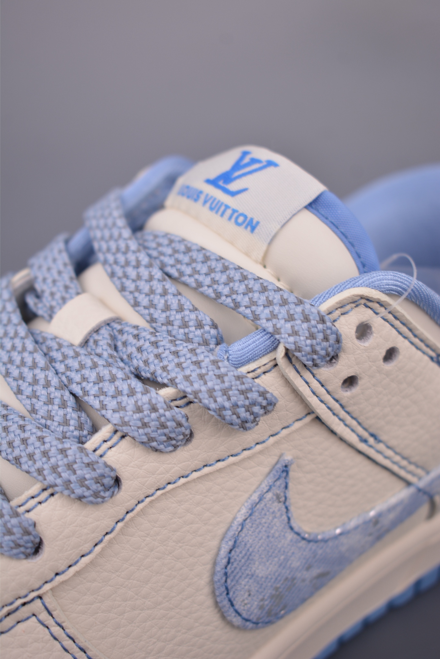 Nike SB Dunk Low Louis Vuitton Cream/Blue Designer Sneakers 7 i1755901126692 8126 0 6