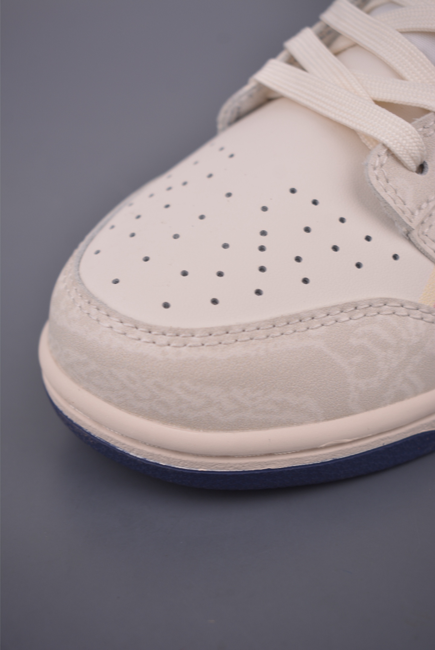 Nike SB Dunk Low "Just Do It" Premium Leather Sneakers - WB0414 0272622 6 i1755901167047 9148 0 5