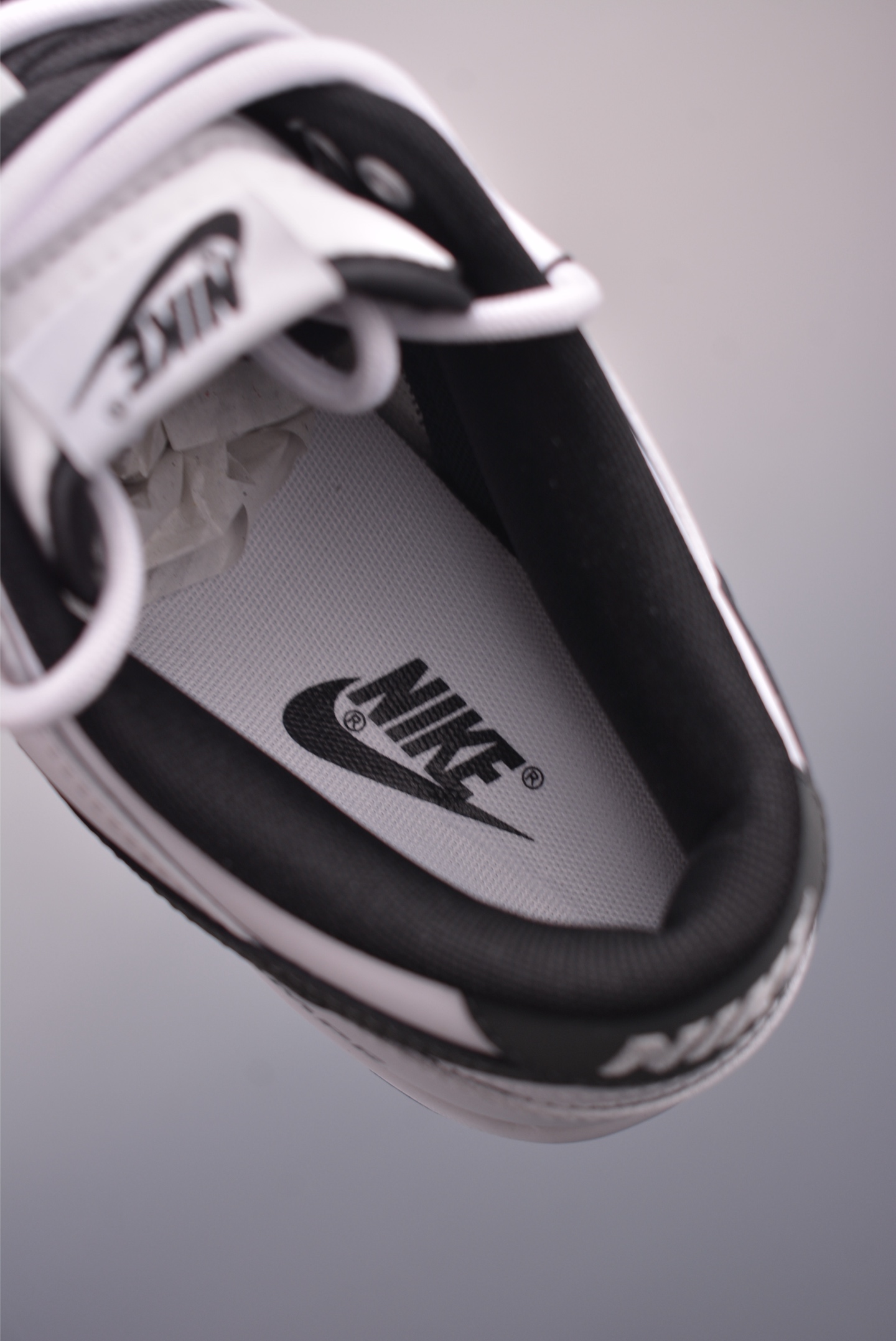 Nike SB Dunk Low AMPR White Black Deconstructed Sneakers Fashionable Design 10 i1755901206160 4693 0 8