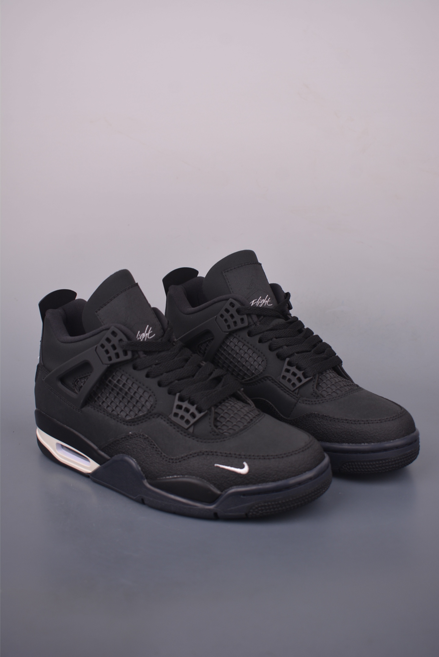 Air Jordan 4 Retro - Premium Comfort, Authentic Style 2 i1755901347729 9373 0 0