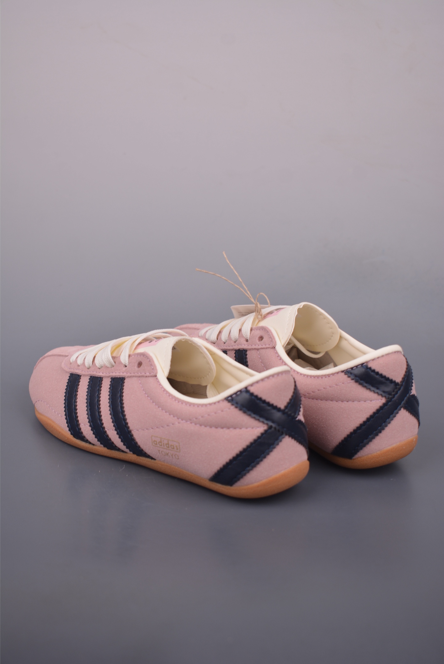 Adidas Tokyo W Limited Edition Casual Shoes - Retro Low-Top Sneakers 3 i1755901487917 7289 0 1