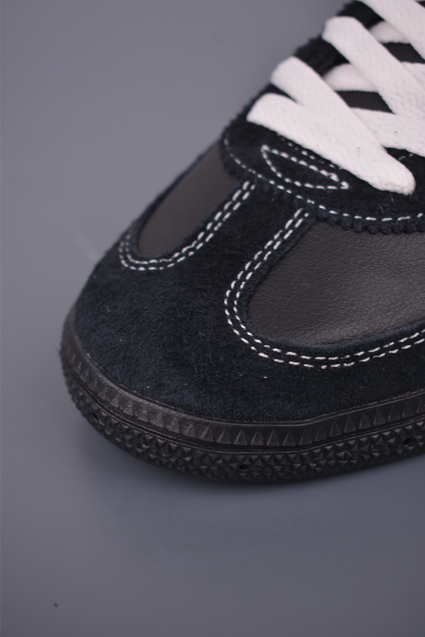 Adidas Handball Spezial Classic Retro Casual Sneakers in Black and Purple 6 i1755901588221 7329 0 5