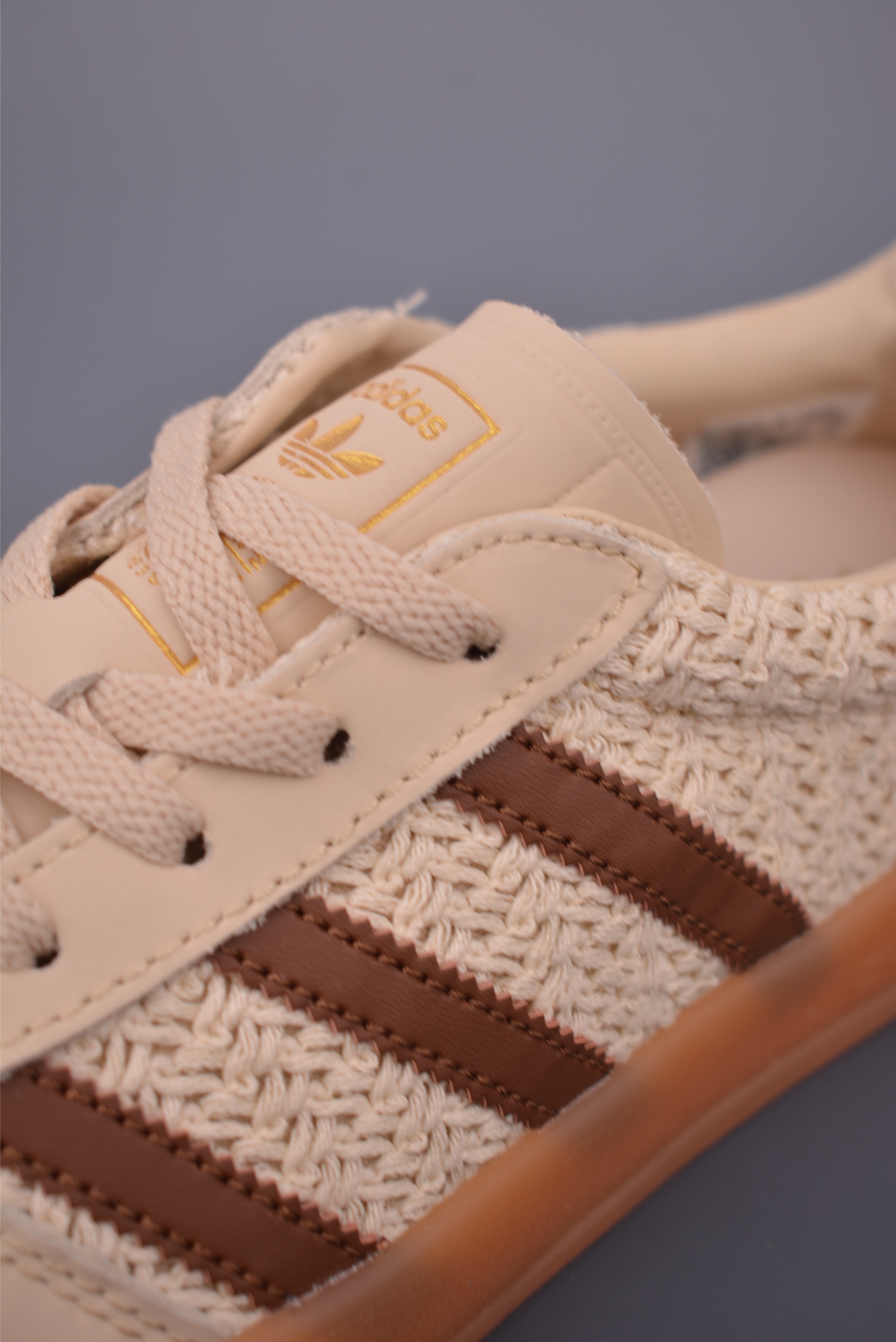 adidas Originals Gazelle Indoor Low-Top Sneakers - Casual, Comfortable, Durable 8 i1755901645721 219 0 6