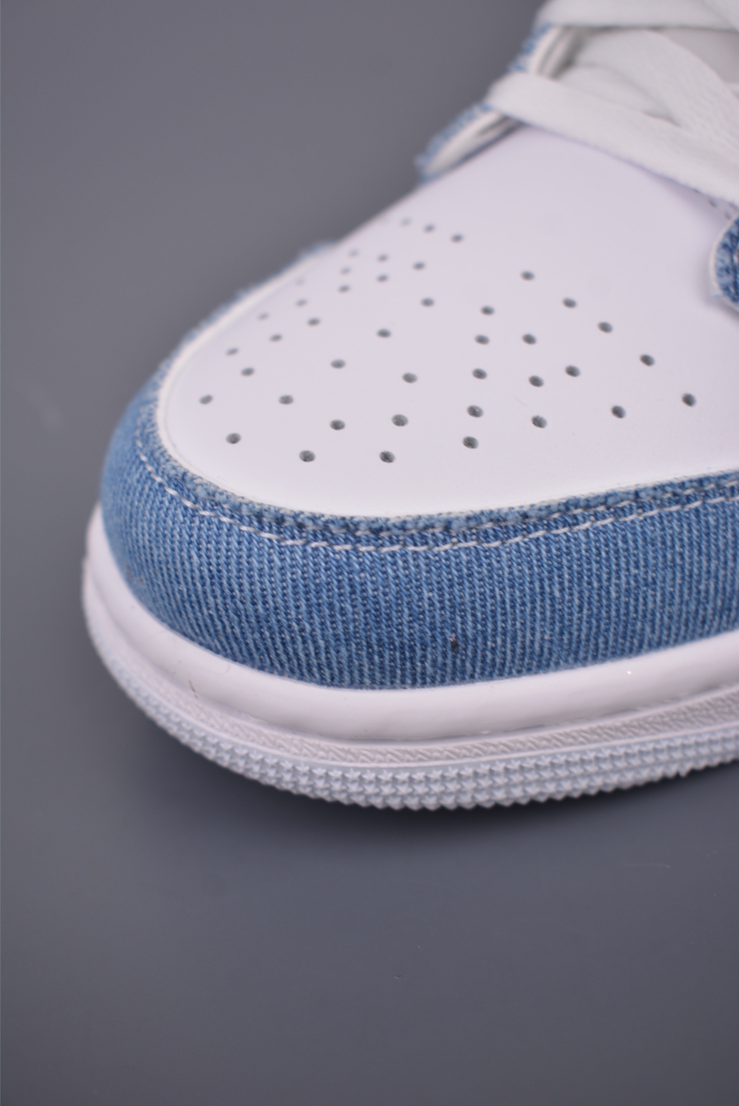 200 Air Jordan 1 Low 蓝粉 AJ1乔1低帮休闲板鞋  HQ2001-400