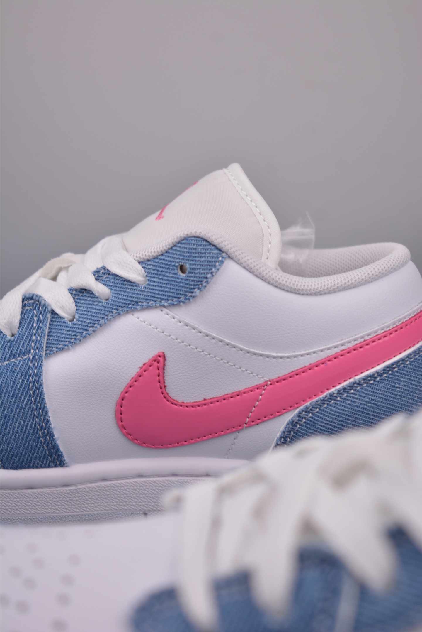 200 Air Jordan 1 Low 蓝粉 AJ1乔1低帮休闲板鞋  HQ2001-400