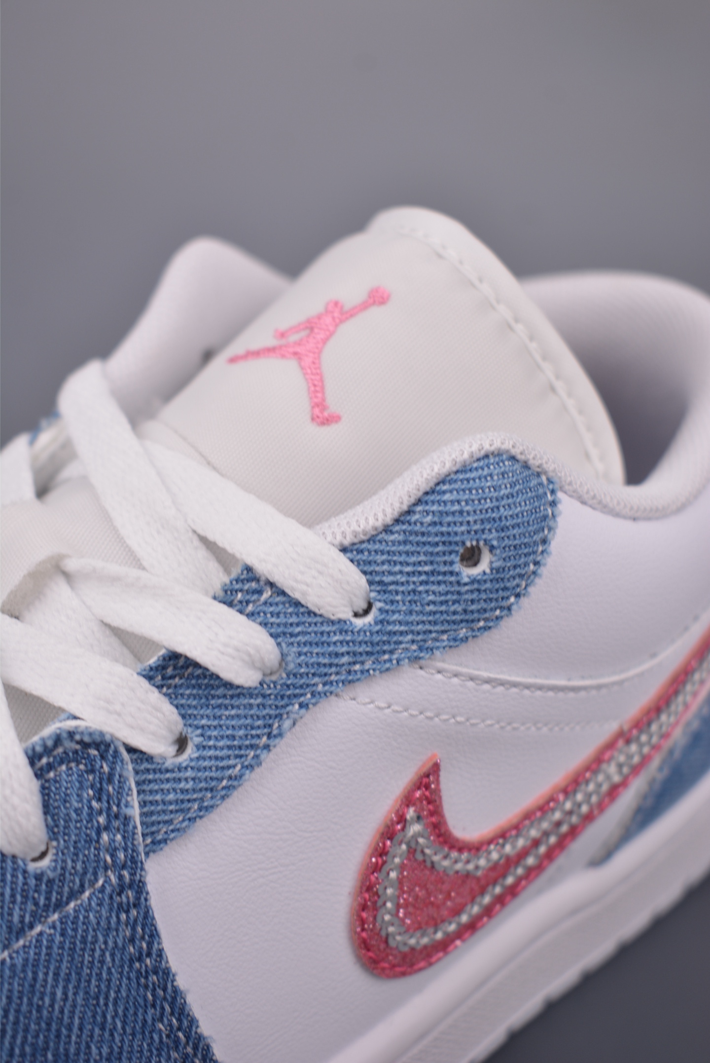 200 Air Jordan 1 Low 蓝粉 AJ1乔1低帮休闲板鞋  HQ2001-400