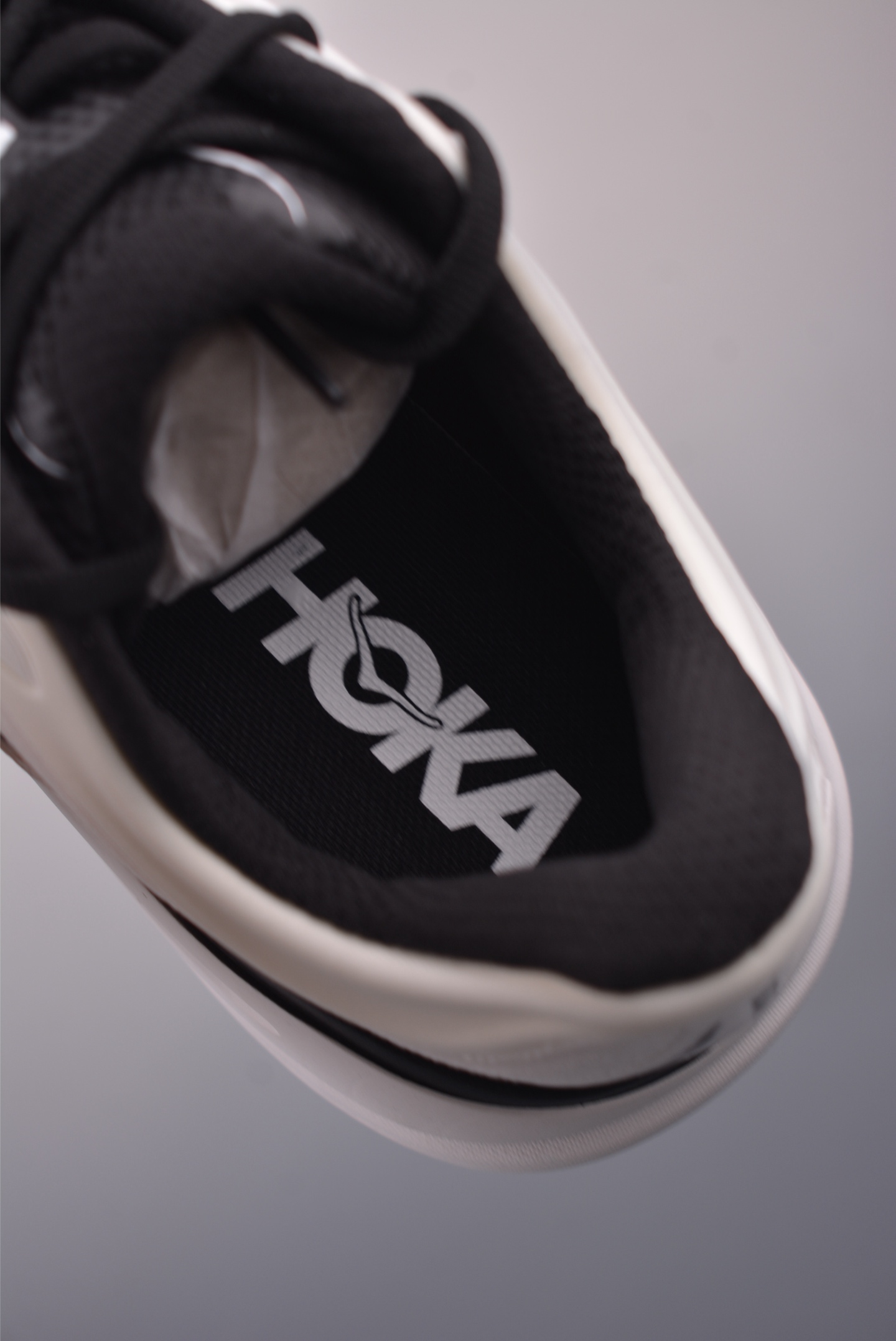 Hoka One One Bondi 9 Wide: Comfortable, Cushioned Running Shoes - White/Black 10 i1755990838090 6109 0 8