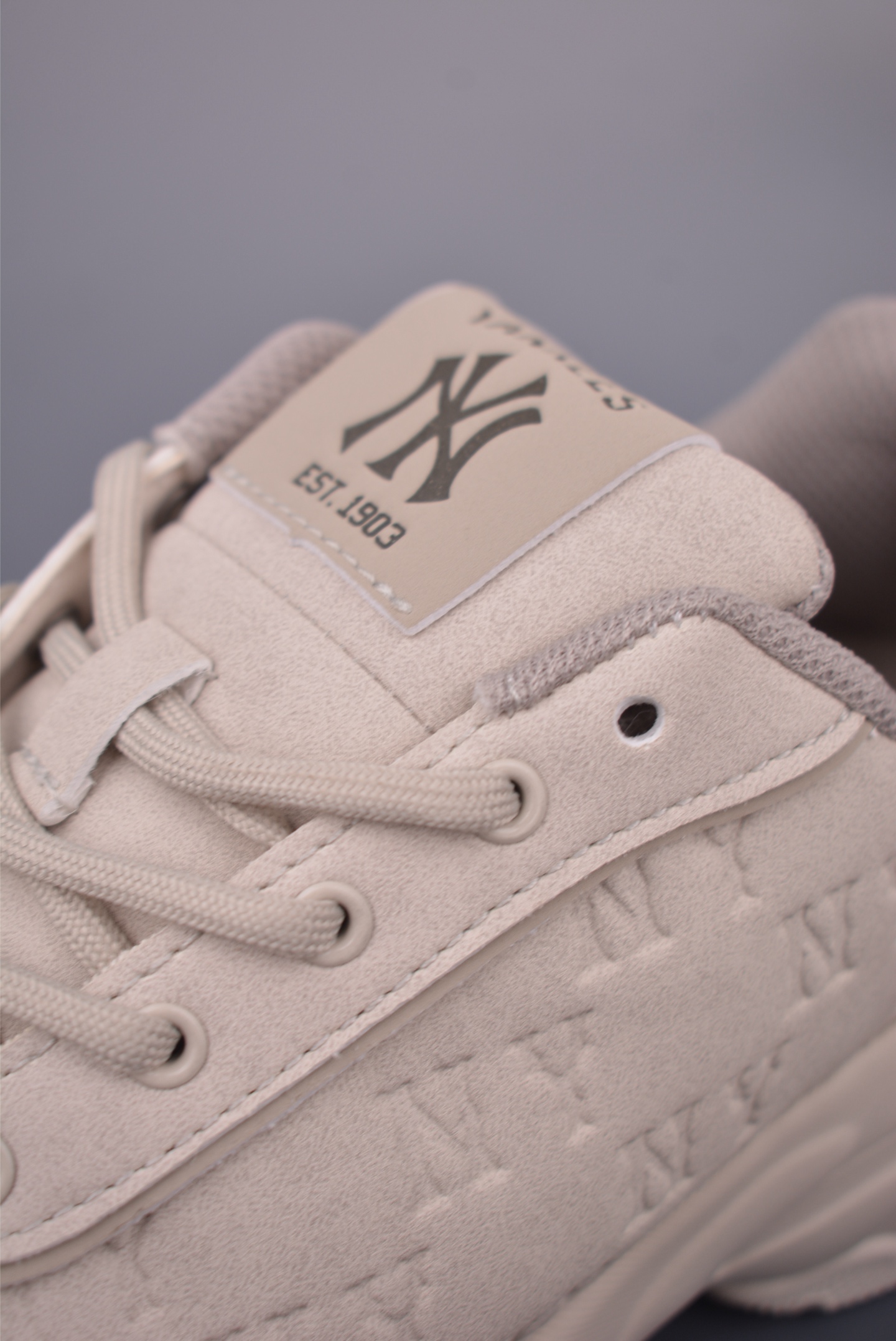 MLB Bigball Chunky Vintage Mono New York Yankees Platform Sneakers 7 i1755991280059 4048 0 6