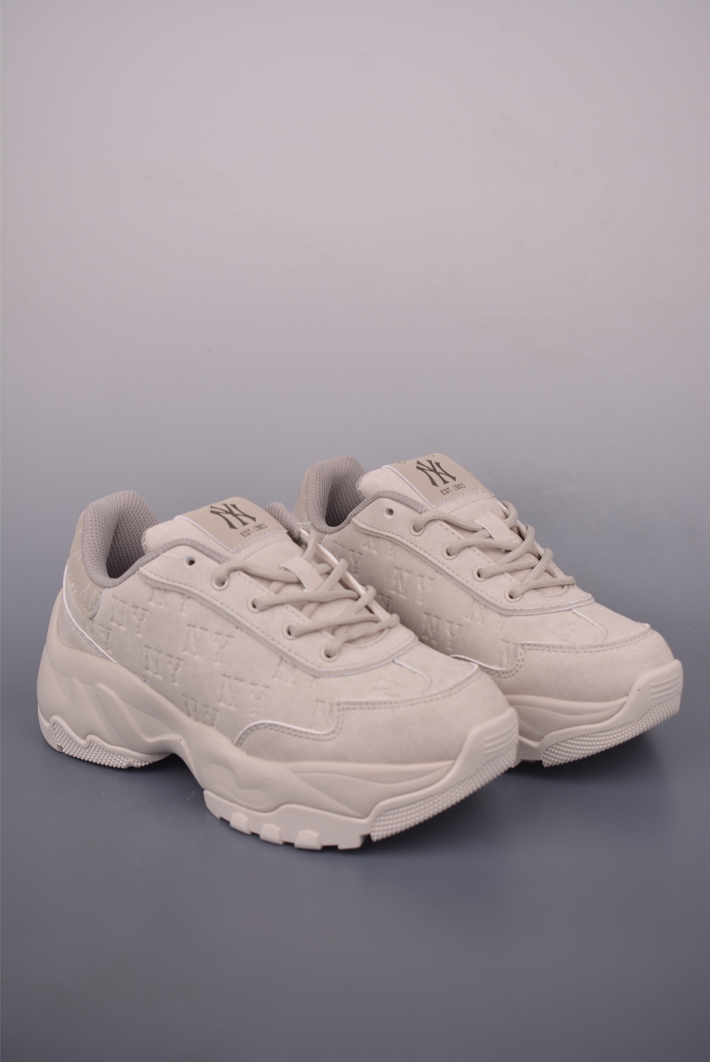 MLB Bigball Chunky Vintage Mono New York Yankees Platform Sneakers