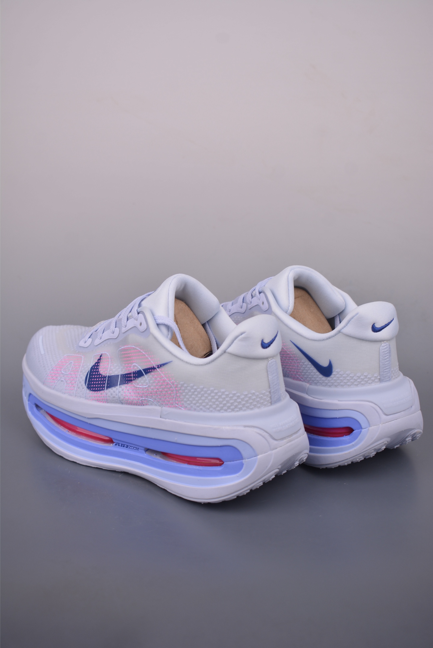 Nike Vomero Premium Air Cushion Running Shoes - Comfortable, Stylish, and Durable 3 i1755991558965 6209 0 1