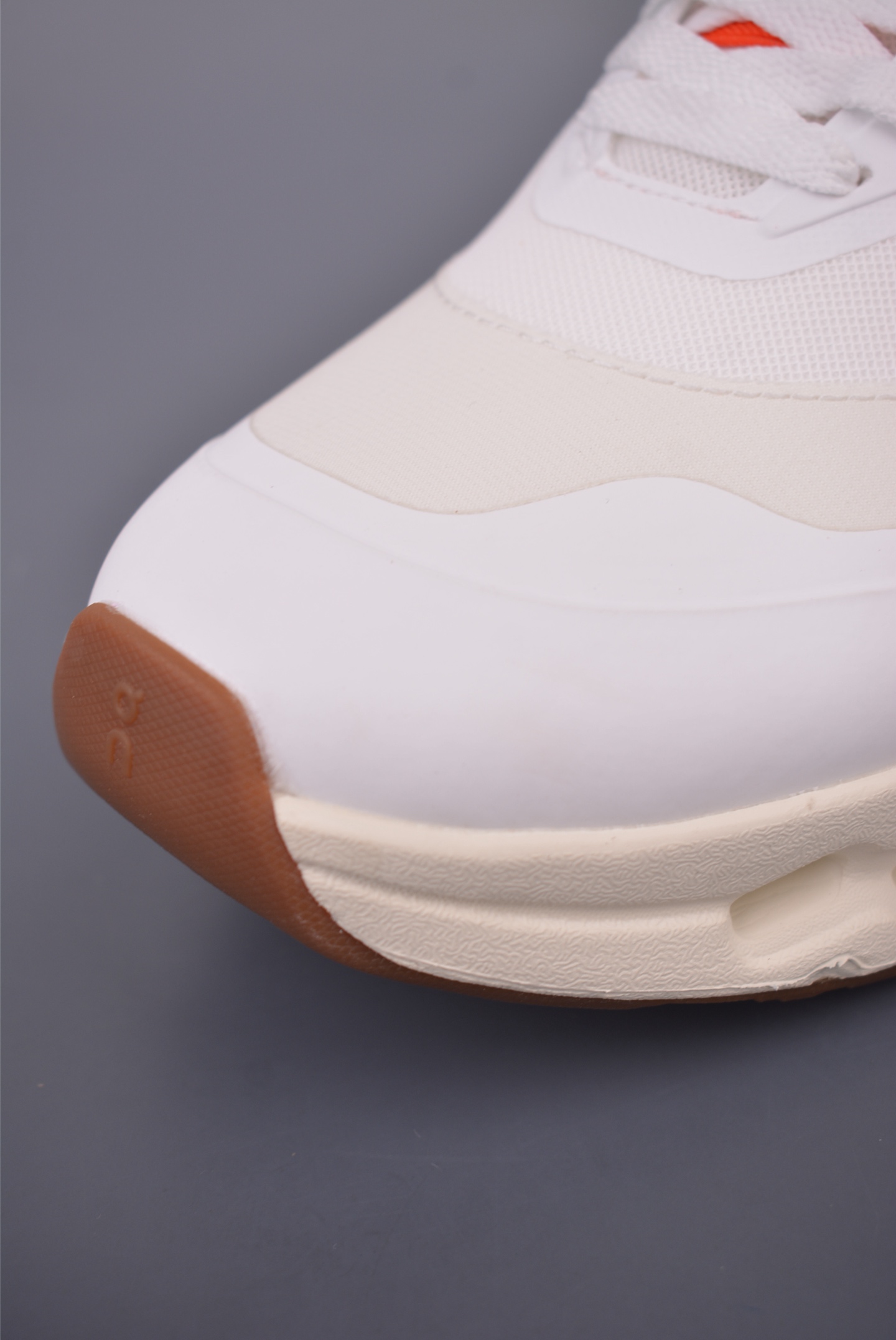 Loewe Cloudtilt 2.0 White/Orange Running Shoes - Urban Street Style 6 i1755991707980 8597 0 5