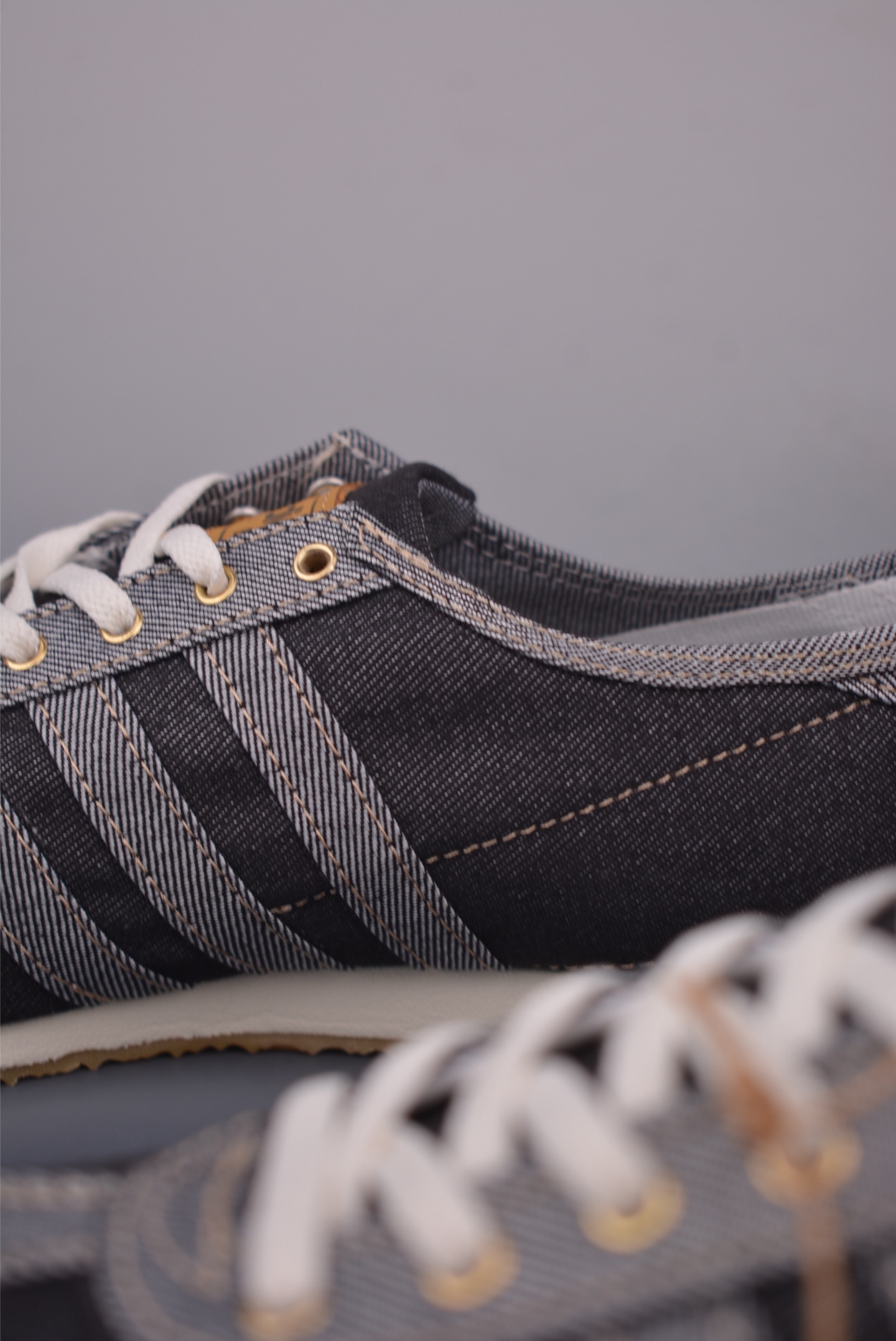 Adidas Originals Denim Italia Spzl Low-Top Sneakers - Casual & Comfortable 9 i1755991752911 4059 0 7