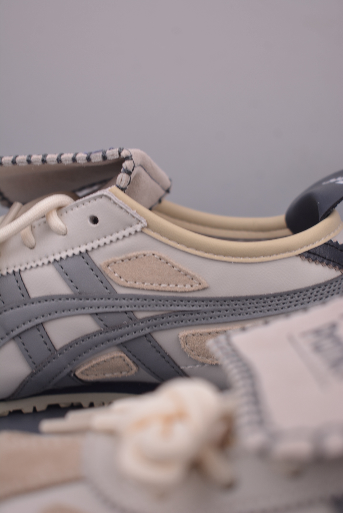 Onitsuka Tiger Mexico 66 'Panda Prank' Leather Low-Top Sneakers 9 i1755991796637 3362 0 7