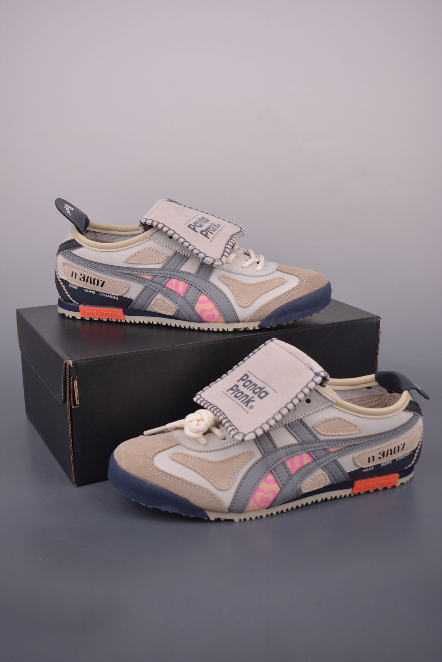 Onitsuka Tiger Mexico 66 'Panda Prank' Leather Low-Top Sneakers 6 i1755991796650 784 0 4