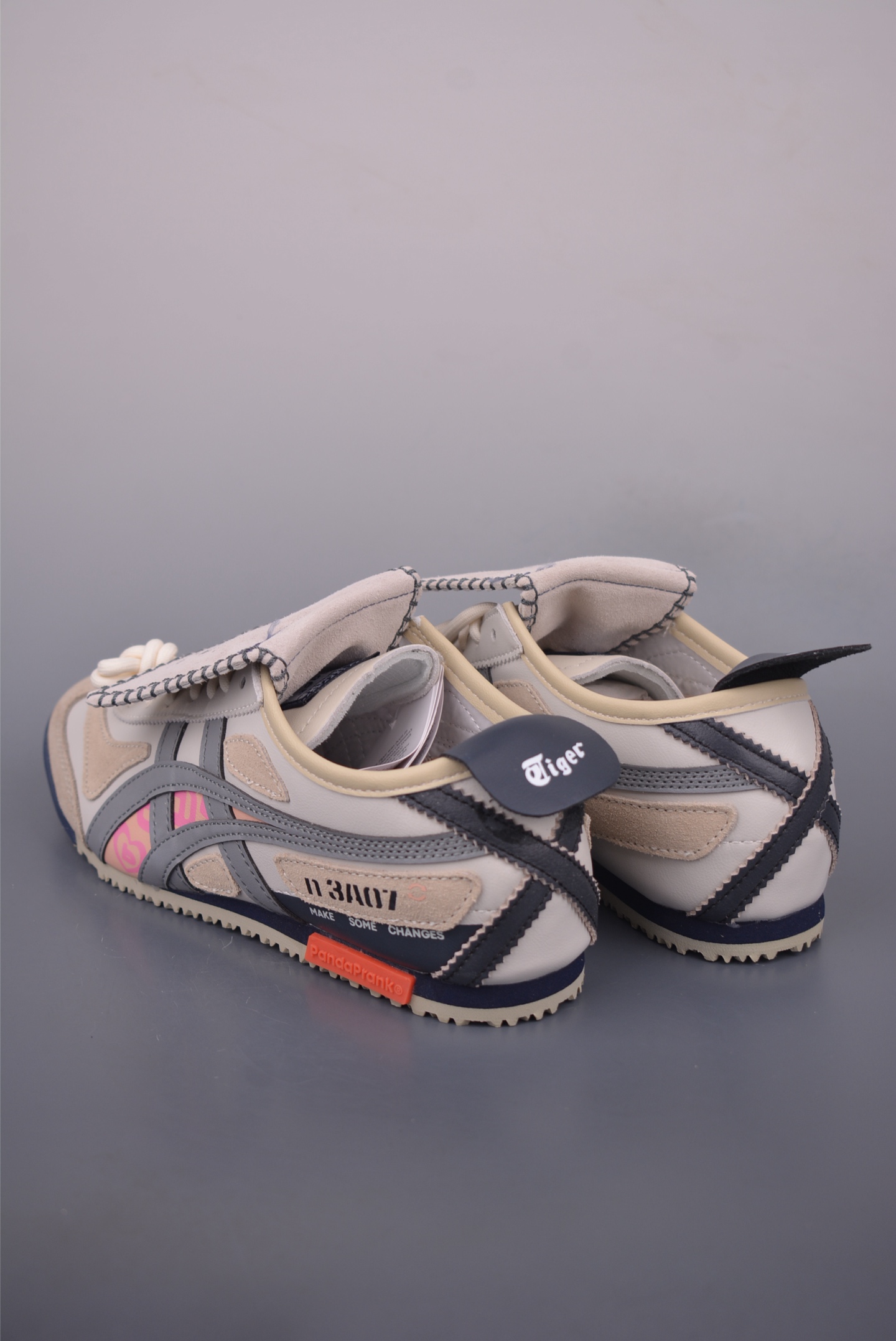 Onitsuka Tiger Mexico 66 'Panda Prank' Leather Low-Top Sneakers 3 i1755991796670 8813 0 1
