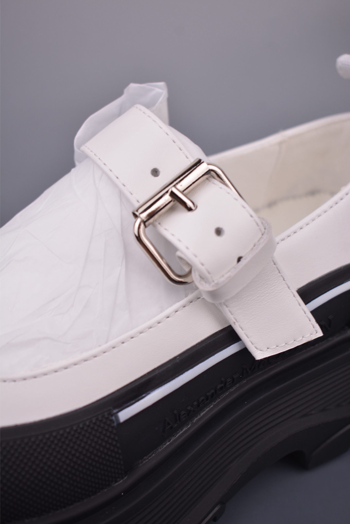 Alexander McQueen Women's White Leather Mary Jane Platform shoes 7 i1755992060595 3011 0 6