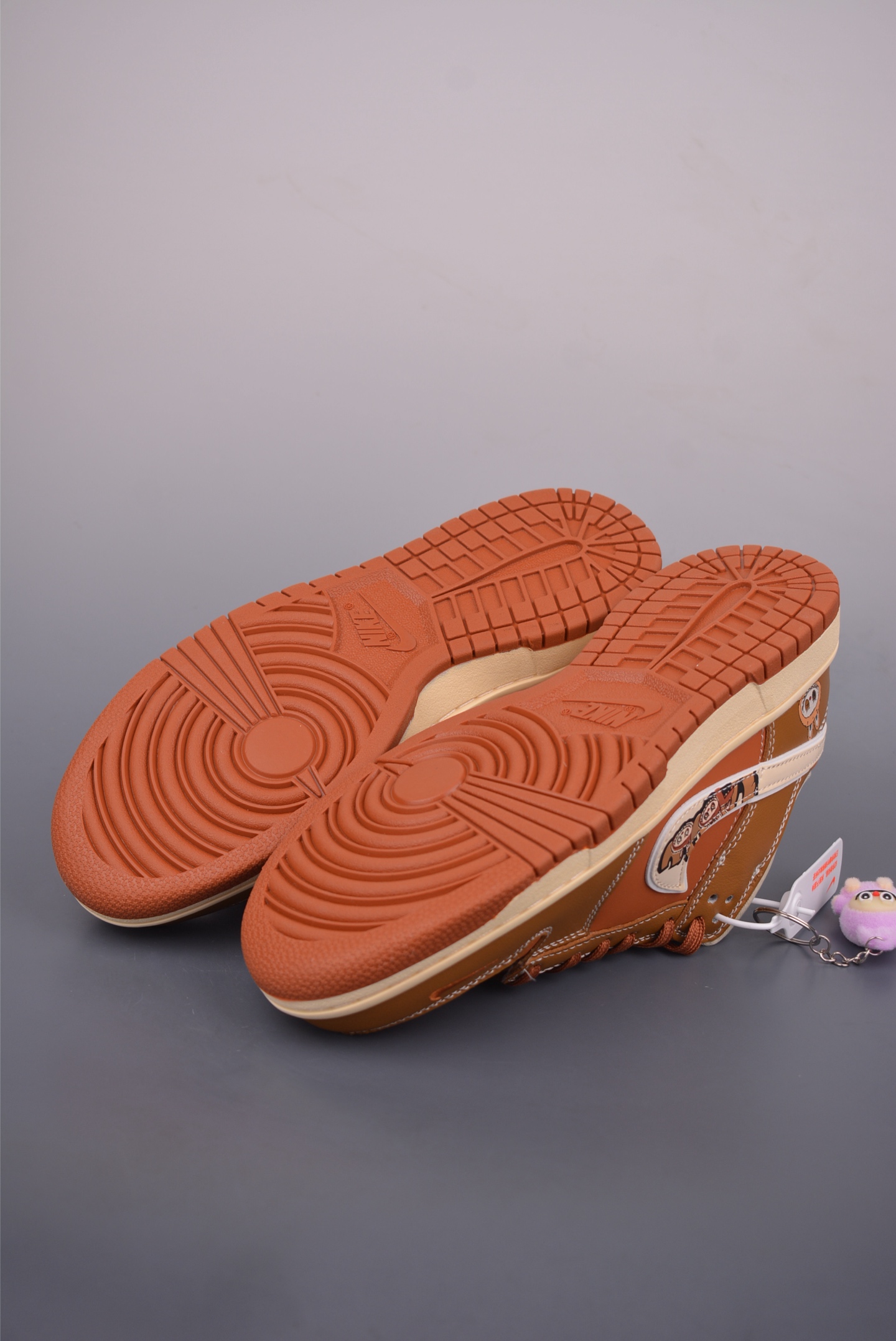 Nike SB Dunk Low Labubu Collaboration Premium Quality Sneakers - Size 36-45 4 i1755992618105 4969 0 2