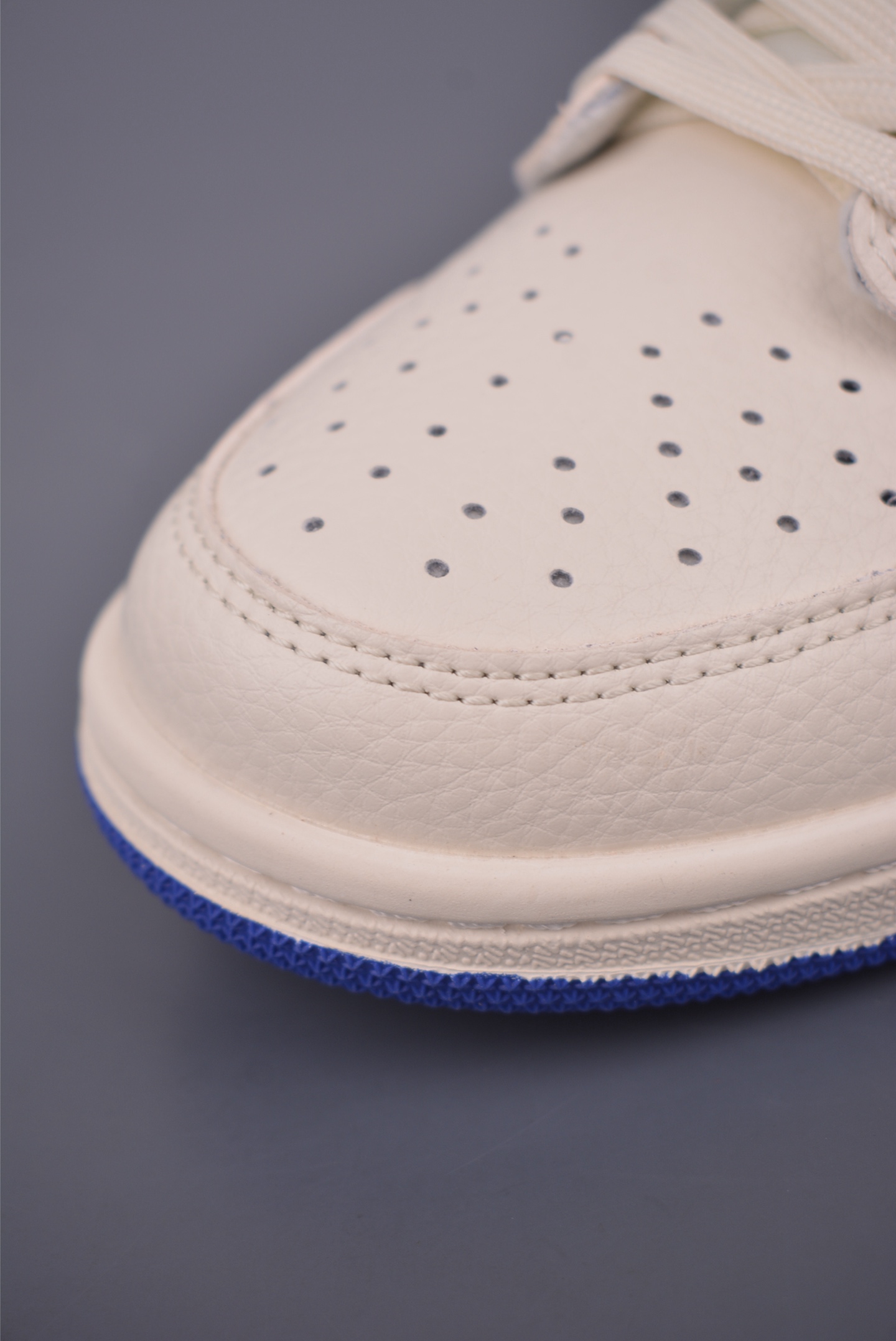Air Jordan 1 Low Travis Scott x Louis Vuitton - Stylish Low-Top Sneakers 7 i1755992679569 2939 0 5