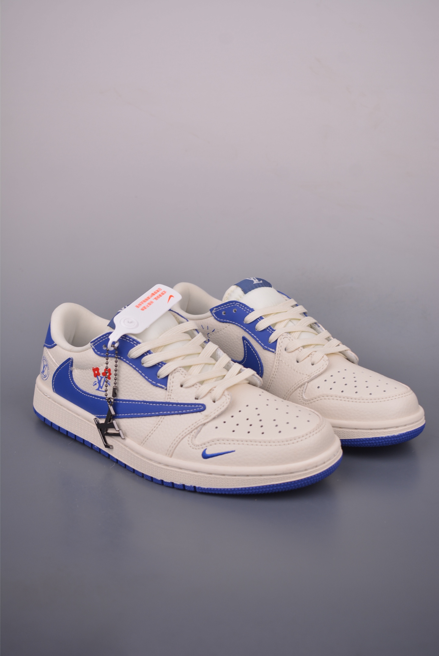 Air Jordan 1 Low Travis Scott x Louis Vuitton - Stylish Low-Top Sneakers 2 i1755992679627 2723 0 0