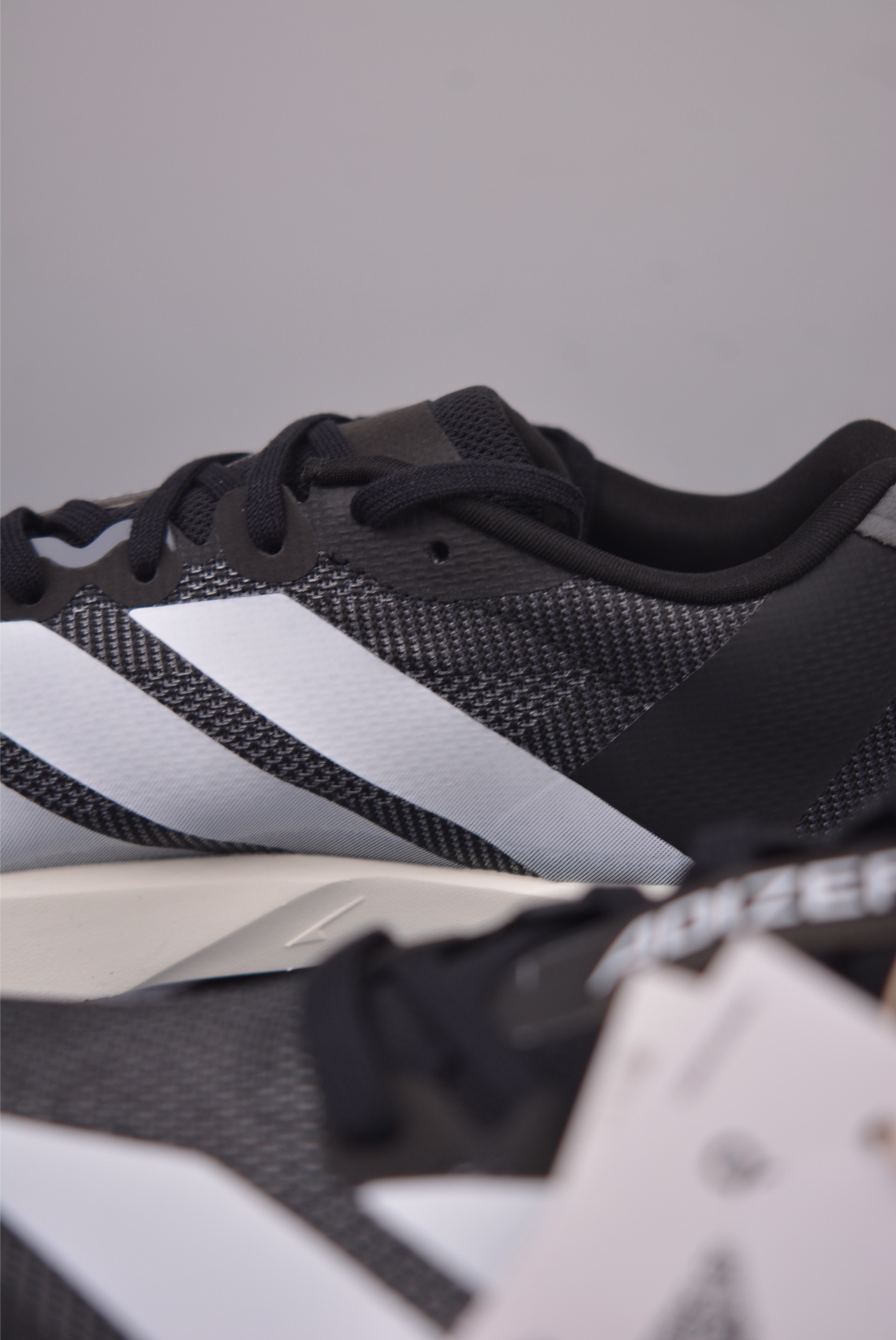 Adidas Adizero Boston 13 M 泡棉搭配全掌碳板 缓震透气跑步鞋 JS4938