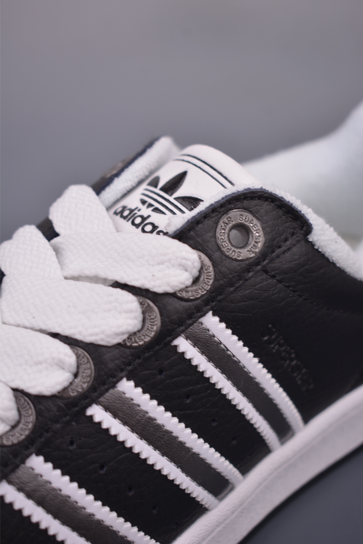 Adidas Originals Superstar 2nd Generation - Classic Shell Toe Sneakers 7 i1756077733596 8801 0 6